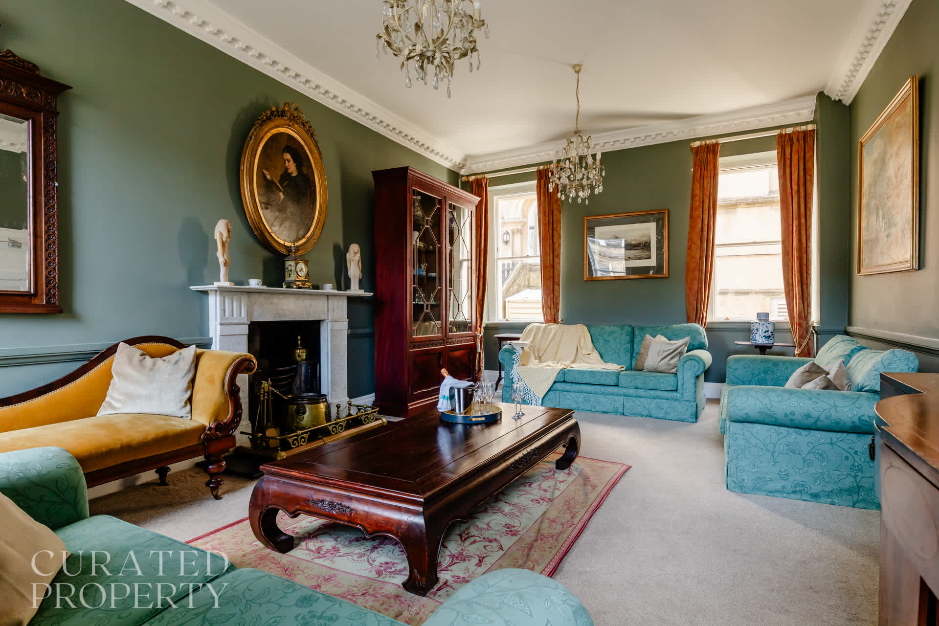 View The Admirals House - Central Bath & Free Parking! in Vineyards 20 BA1 5NA The Admirals House - Central Bath & Free Parking! in Vineyards 20 BA1 5NA - Property image 2 - VivreStays