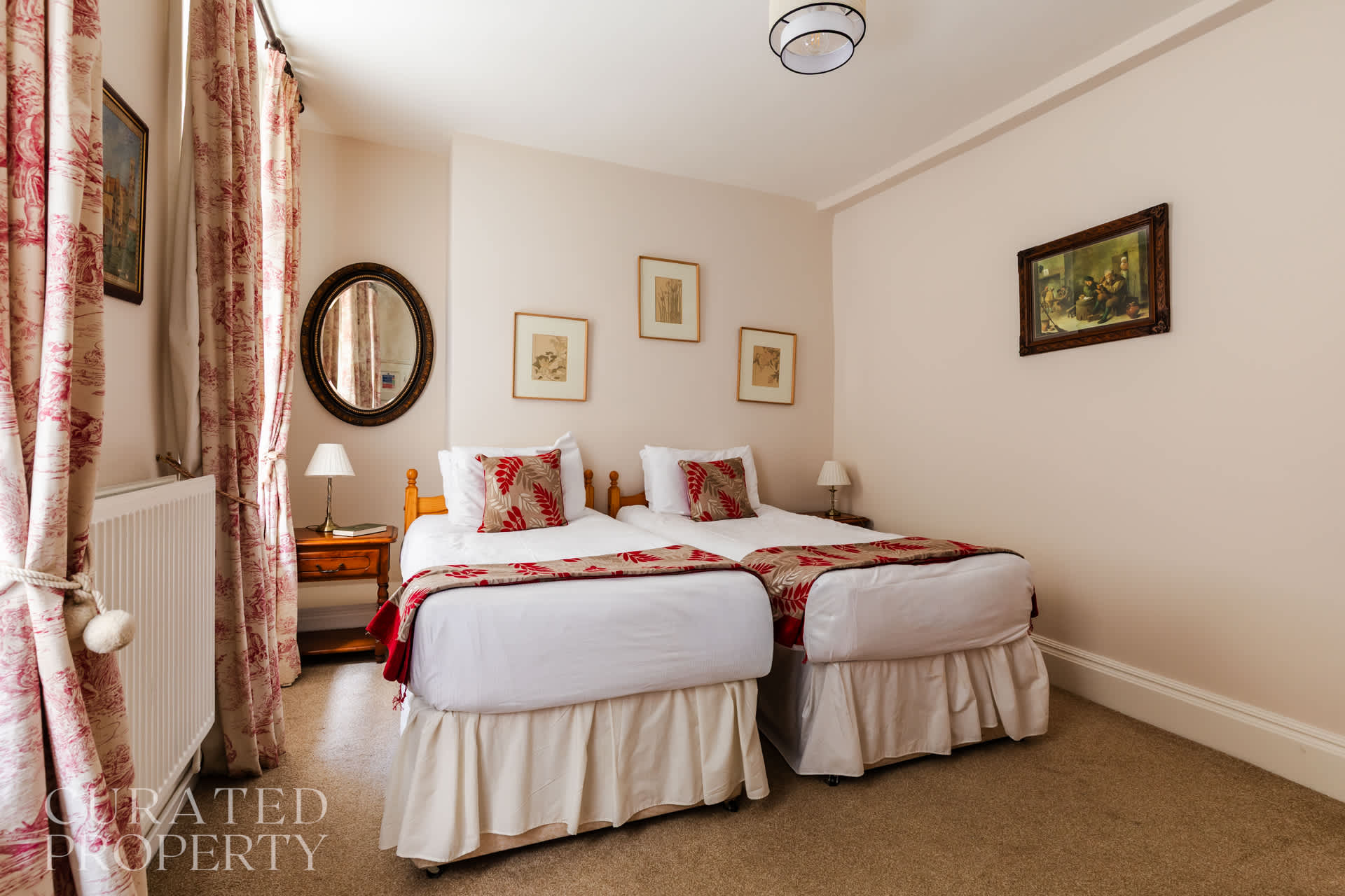 View The Admirals House - Central Bath & Free Parking! in Vineyards 20 BA1 5NA The Admirals House - Central Bath & Free Parking! in Vineyards 20 BA1 5NA - Property image 23 - VivreStays