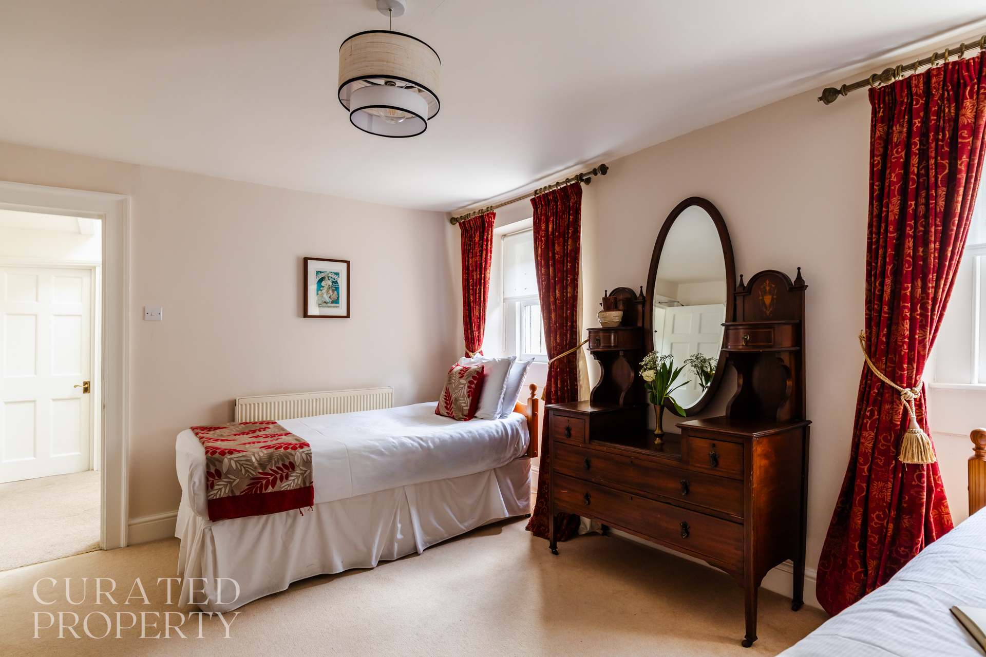 View The Admirals House - Central Bath & Free Parking! in Vineyards 20 BA1 5NA The Admirals House - Central Bath & Free Parking! in Vineyards 20 BA1 5NA - Property image 45 - VivreStays