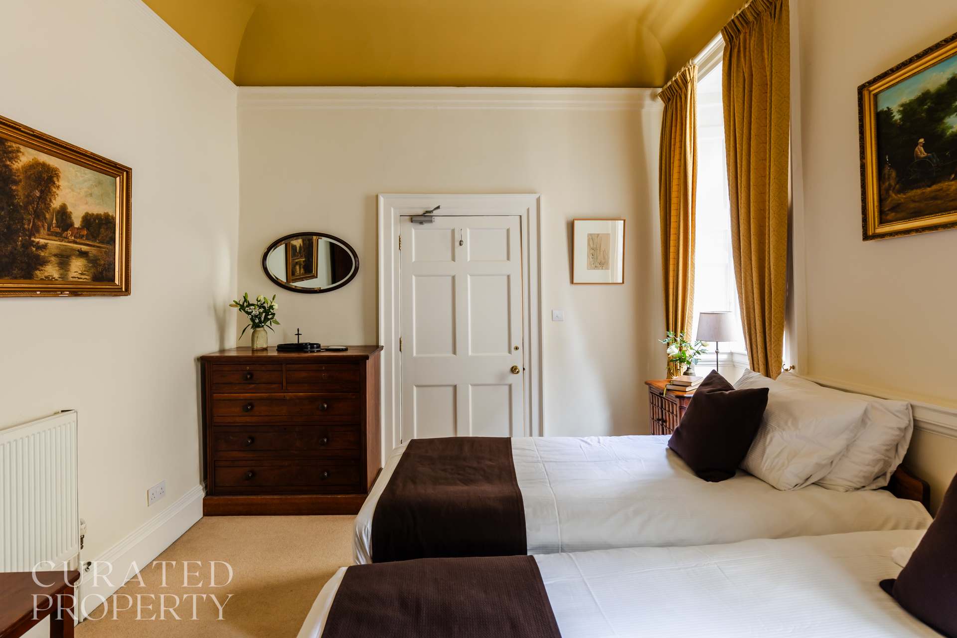 View The Admirals House - Central Bath & Free Parking! in Vineyards 20 BA1 5NA The Admirals House - Central Bath & Free Parking! in Vineyards 20 BA1 5NA - Property image 30 - VivreStays