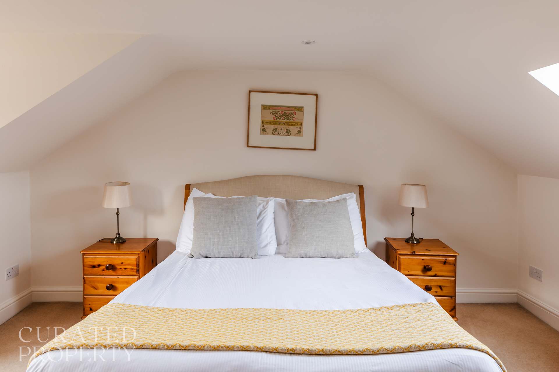 View The Admirals House - Central Bath & Free Parking! in Vineyards 20 BA1 5NA The Admirals House - Central Bath & Free Parking! in Vineyards 20 BA1 5NA - Property image 59 - VivreStays