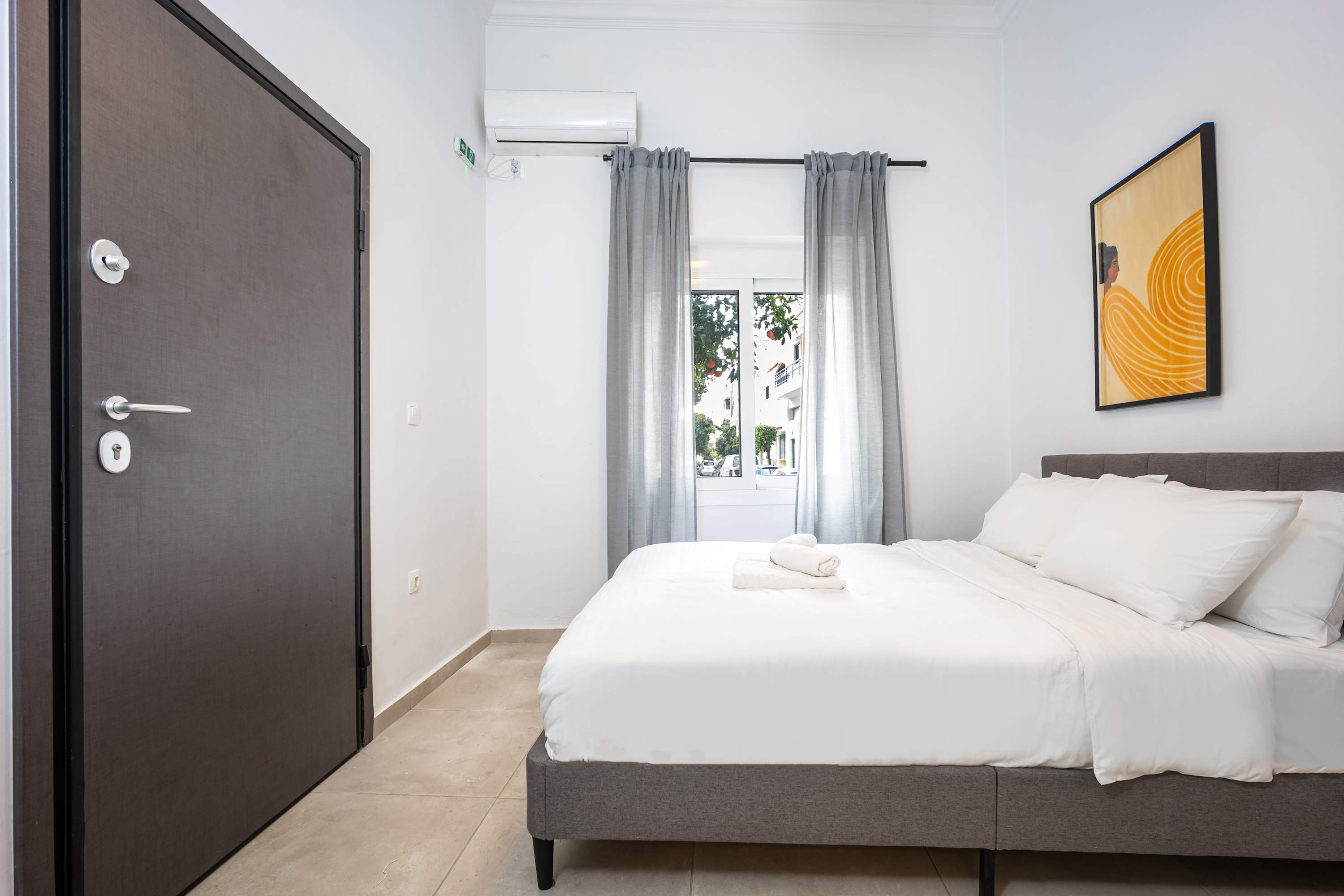Warm & Stylish 1BR l King Bed