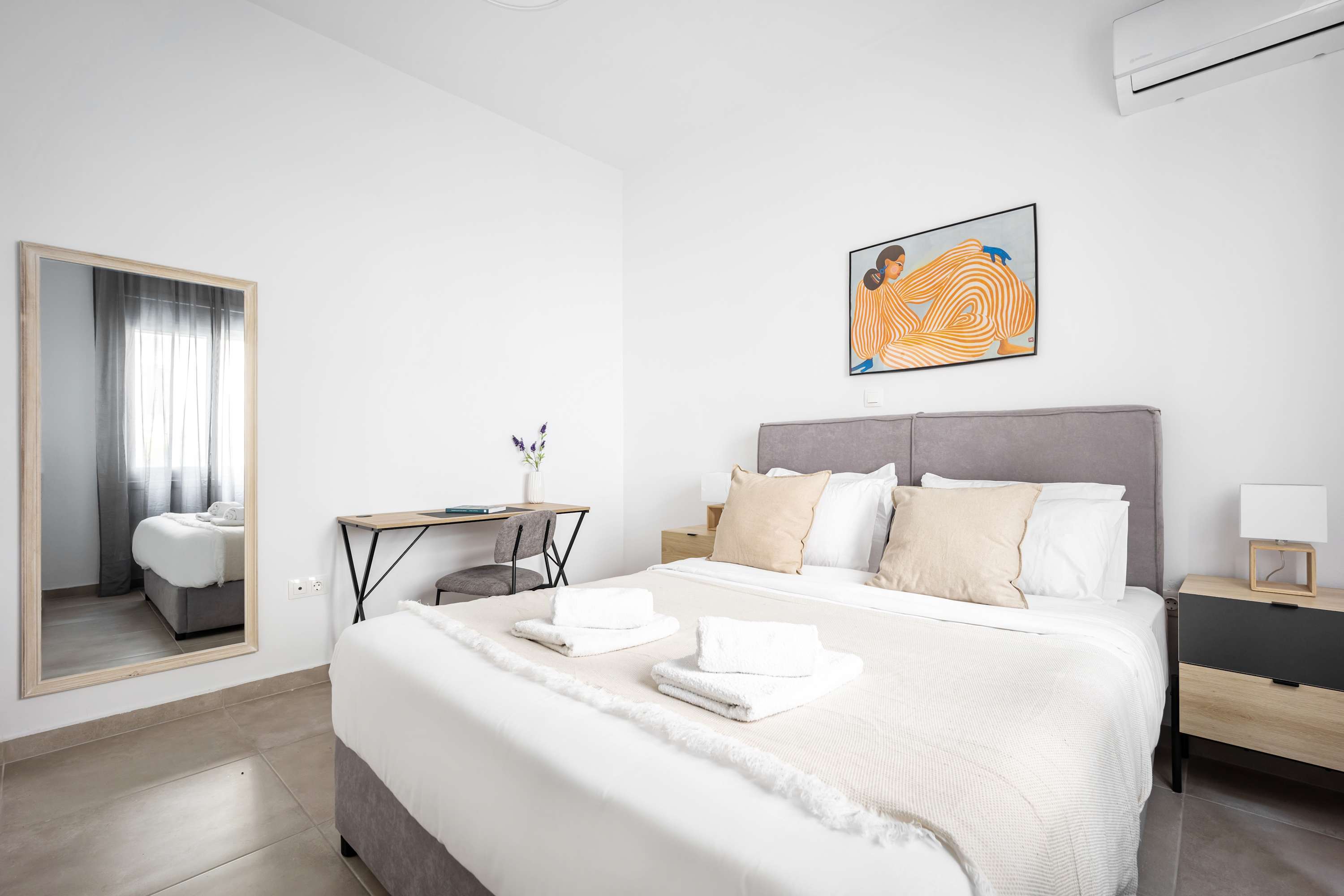 Bright Cozy 2BR l Private Balcony & Work Corner