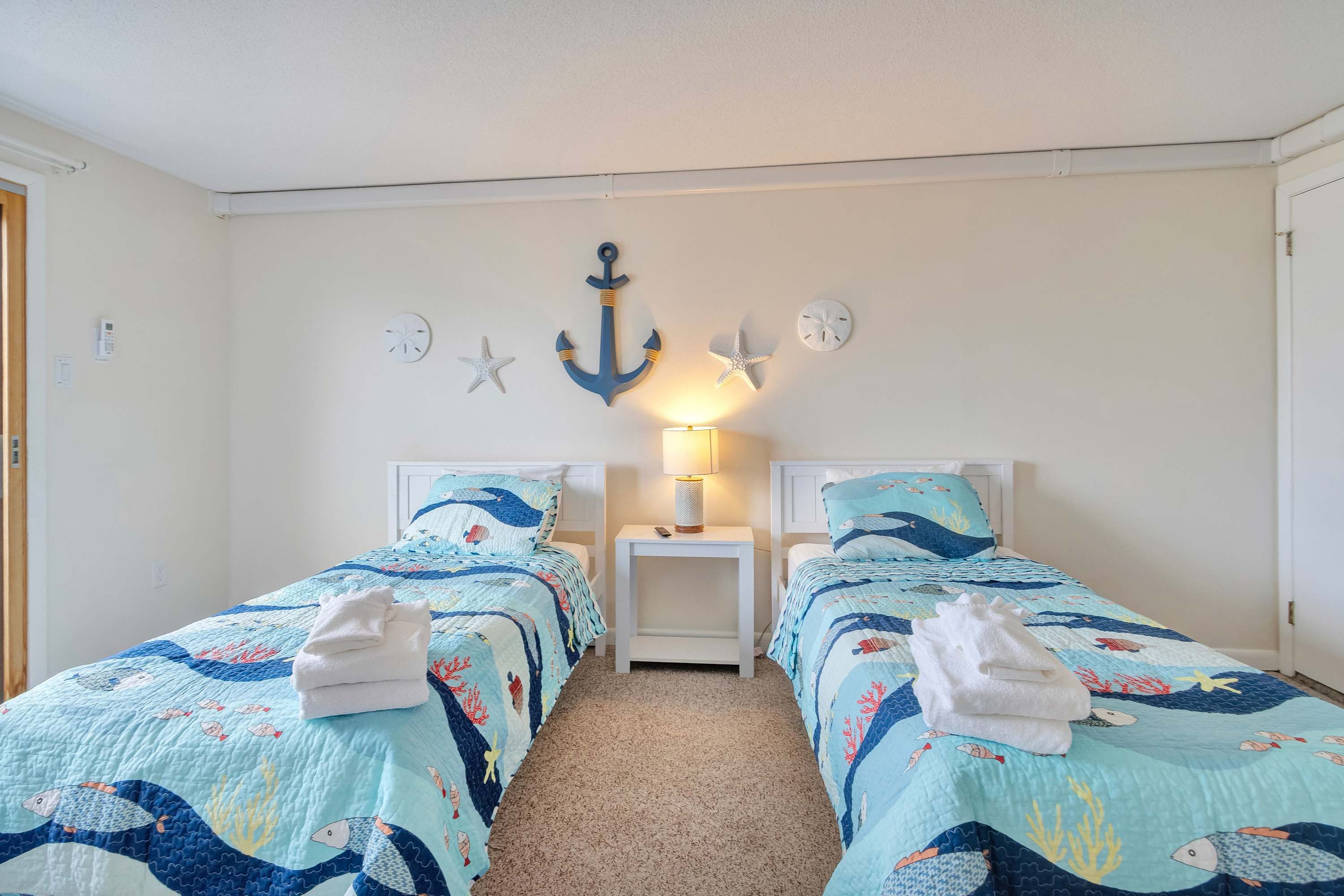 Harbour Bay 5, Beautiful 3BR Modern Bayside Townhome, Quiet!