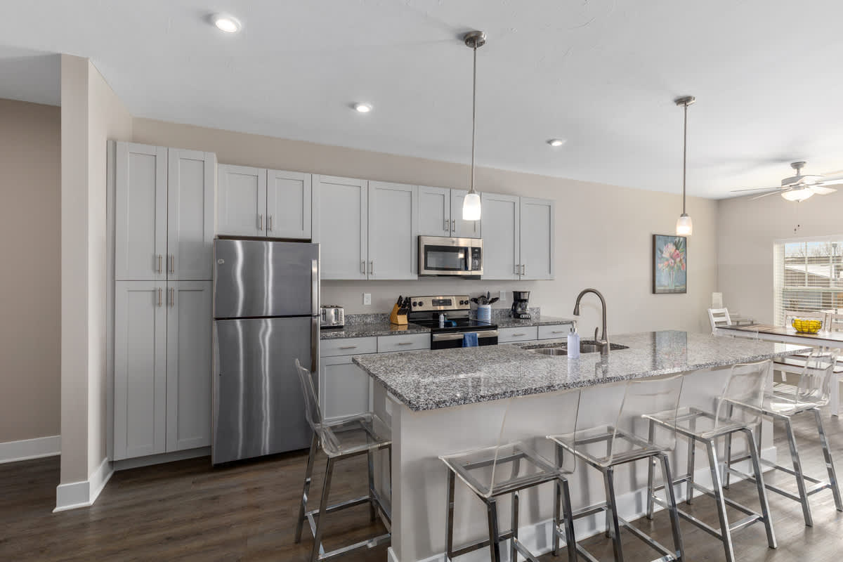 Modern 2BR & 2BA Condo with Garage & Patio — Wyoming, MI — vacation rental