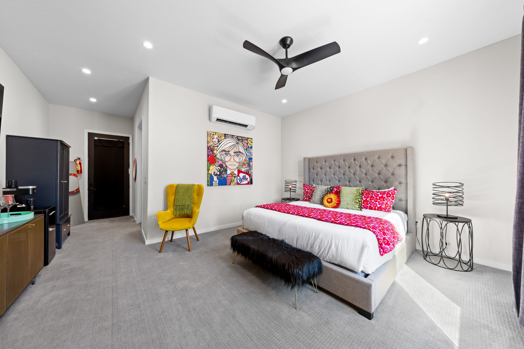 Bentley Hotel - 1st Floor — Johnson City, TX — vacation rental