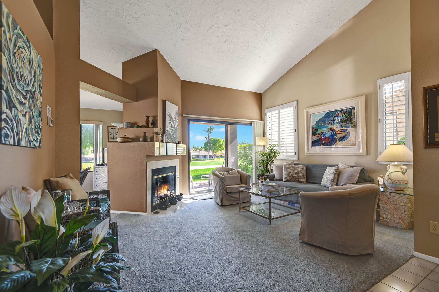 Single-level gem with BBQ|Access to pool|Spa|Golf