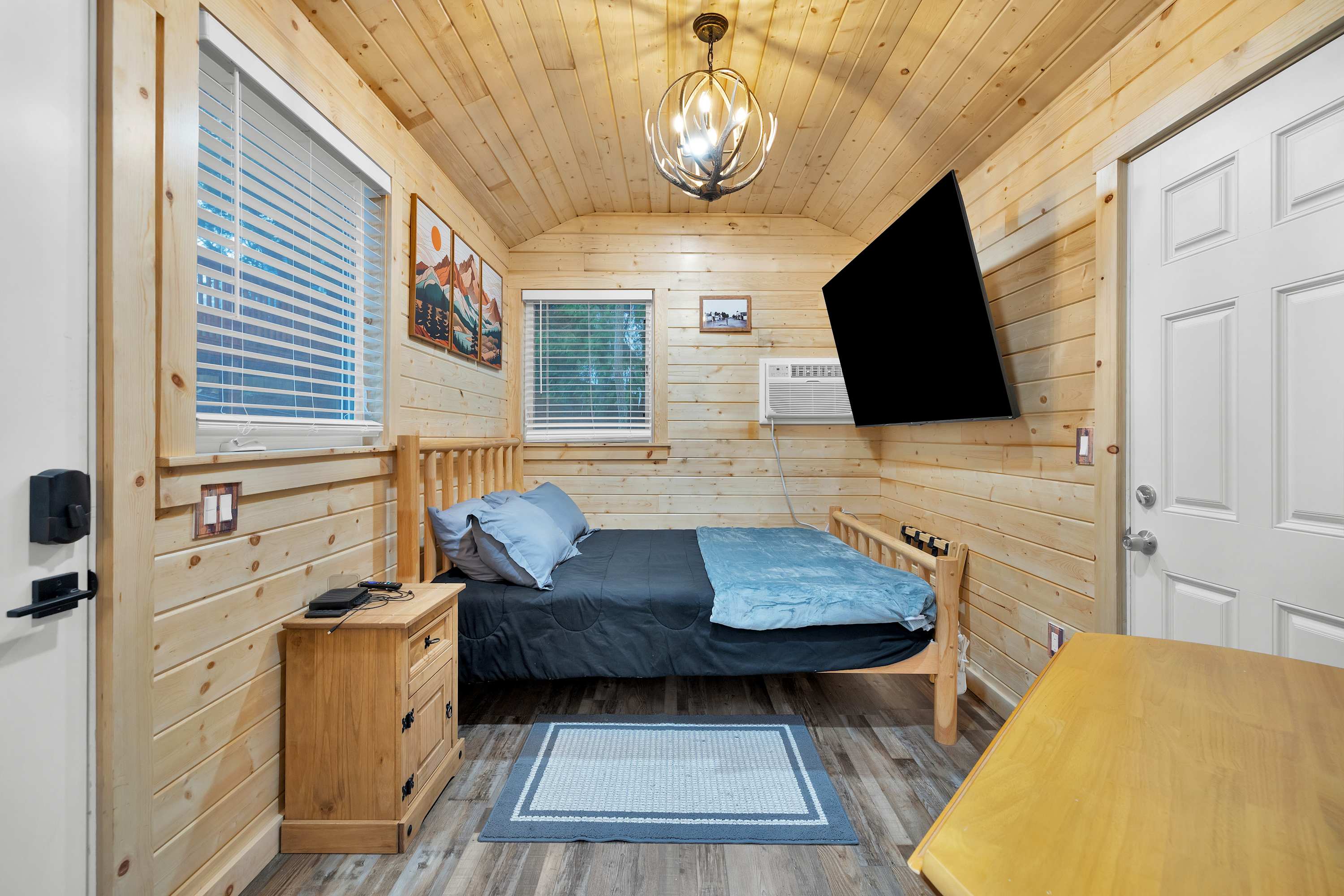Immerse In Julian Cozy Cabin W Fireplace & Deck - Julian, CA