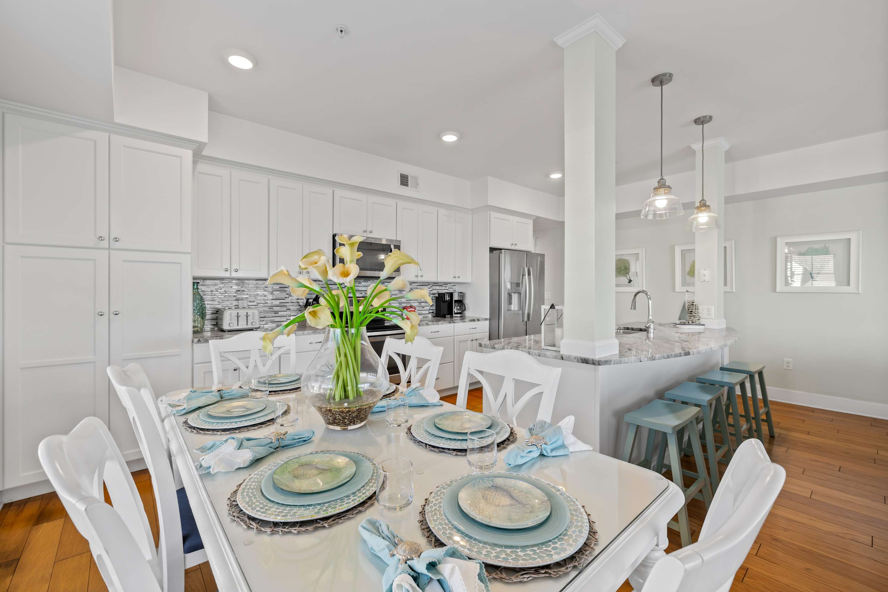 Bayview Grand 102
