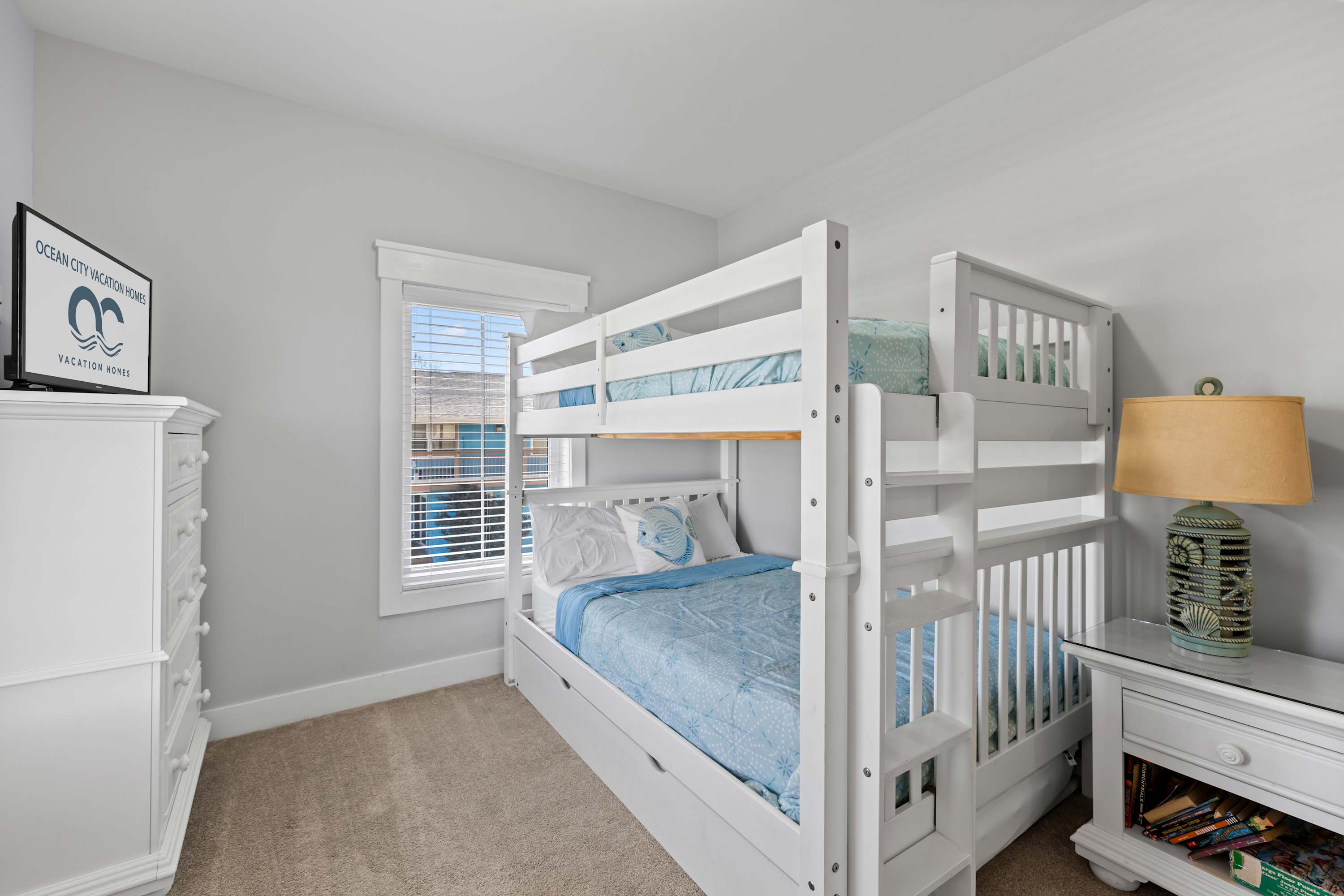 Bayview Grand 102