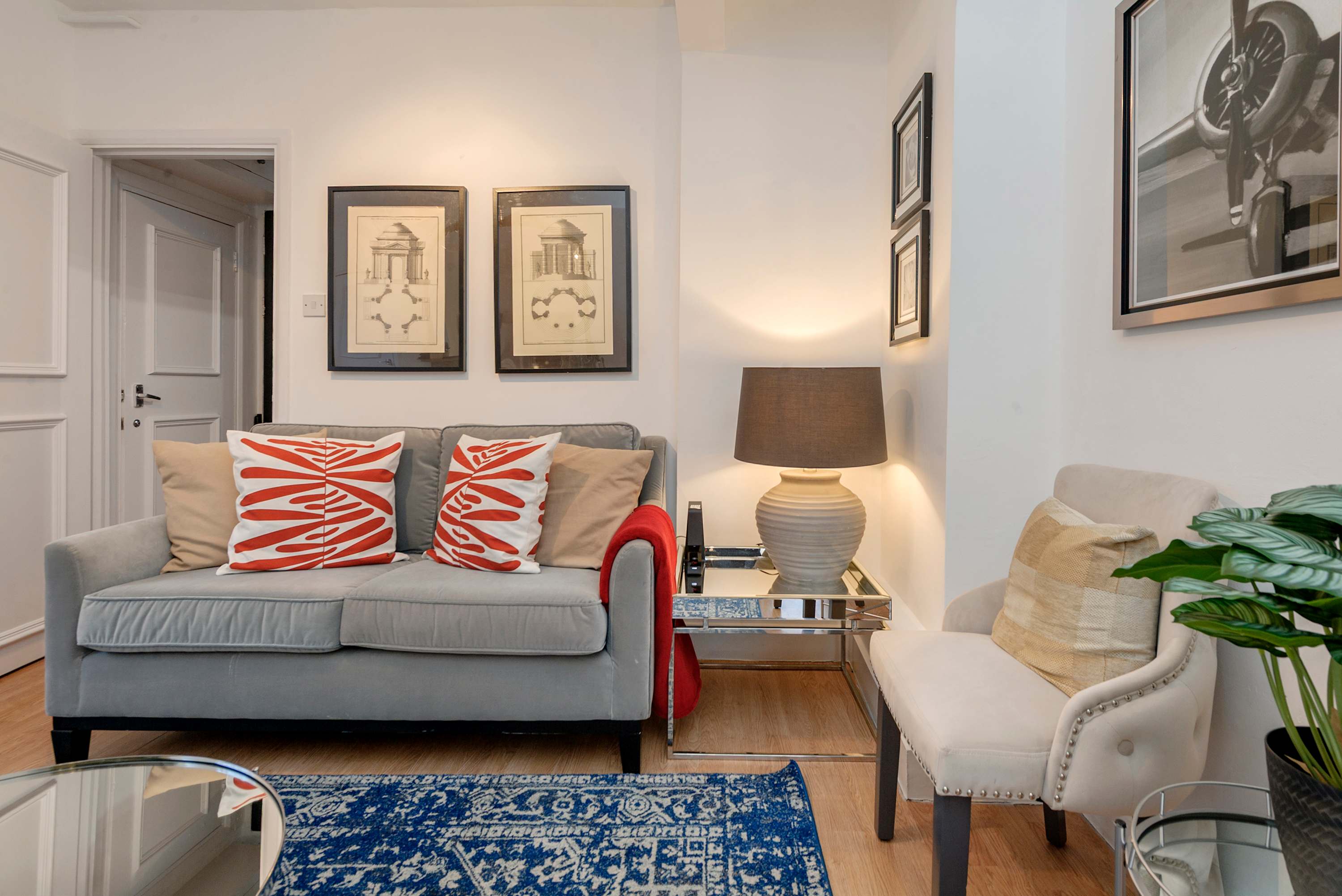 Stylish 2 bed - Tower Hamlets in 24 Cressy House, Hannibal Road E1 3JD - Property image 5 - VivreStays