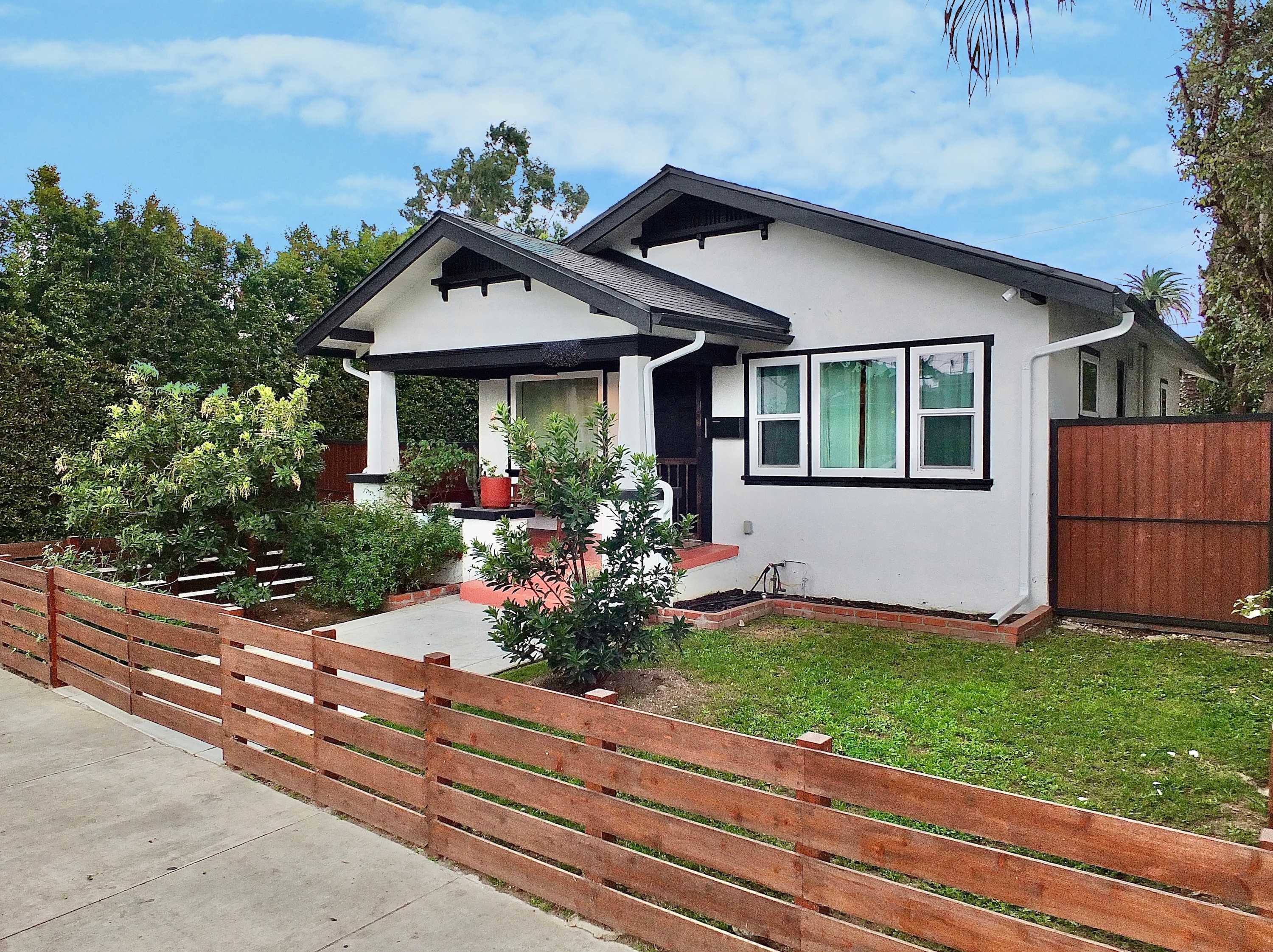 Charming Craftsman - Beach Close