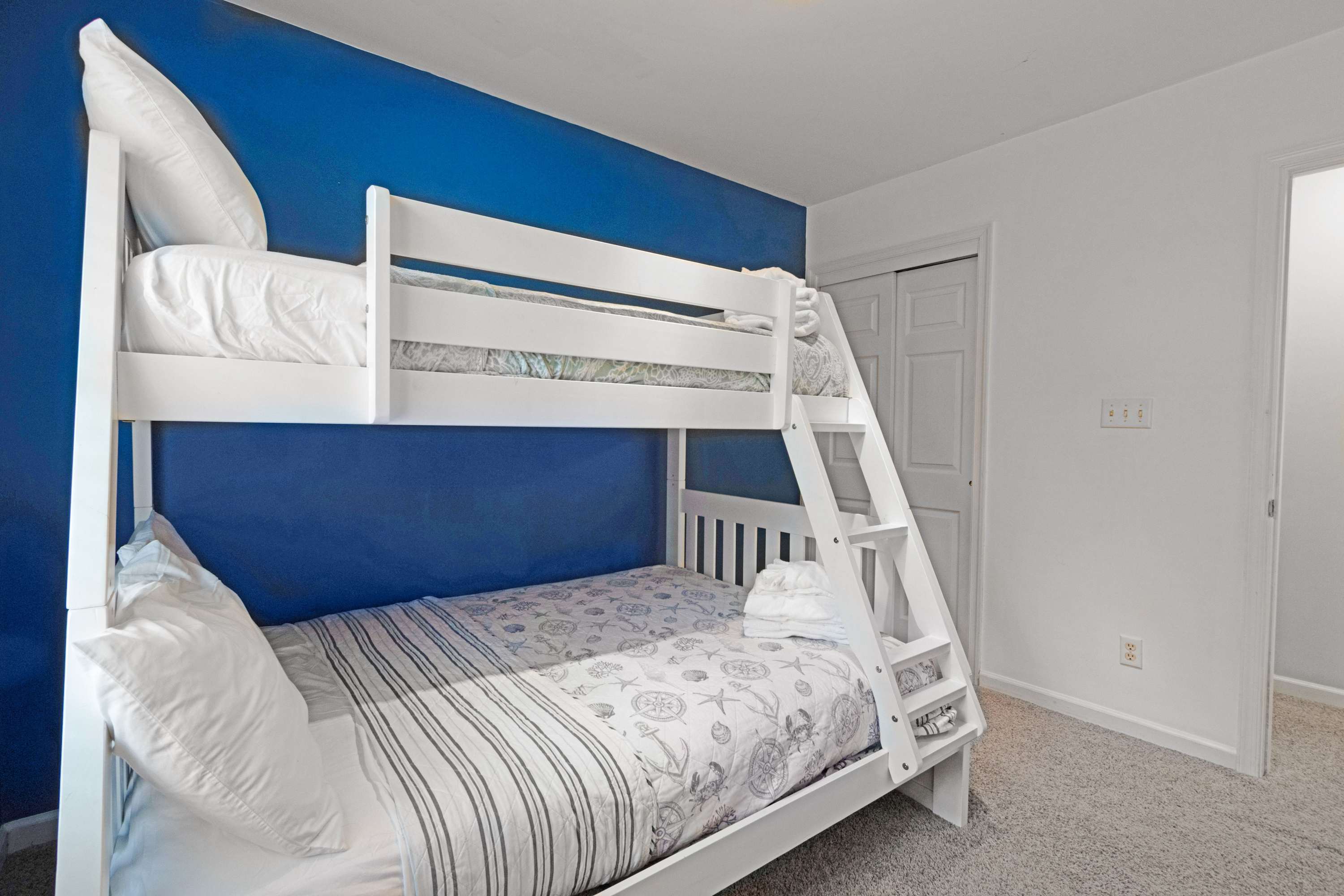 Captain Quarters 3BR Townhome