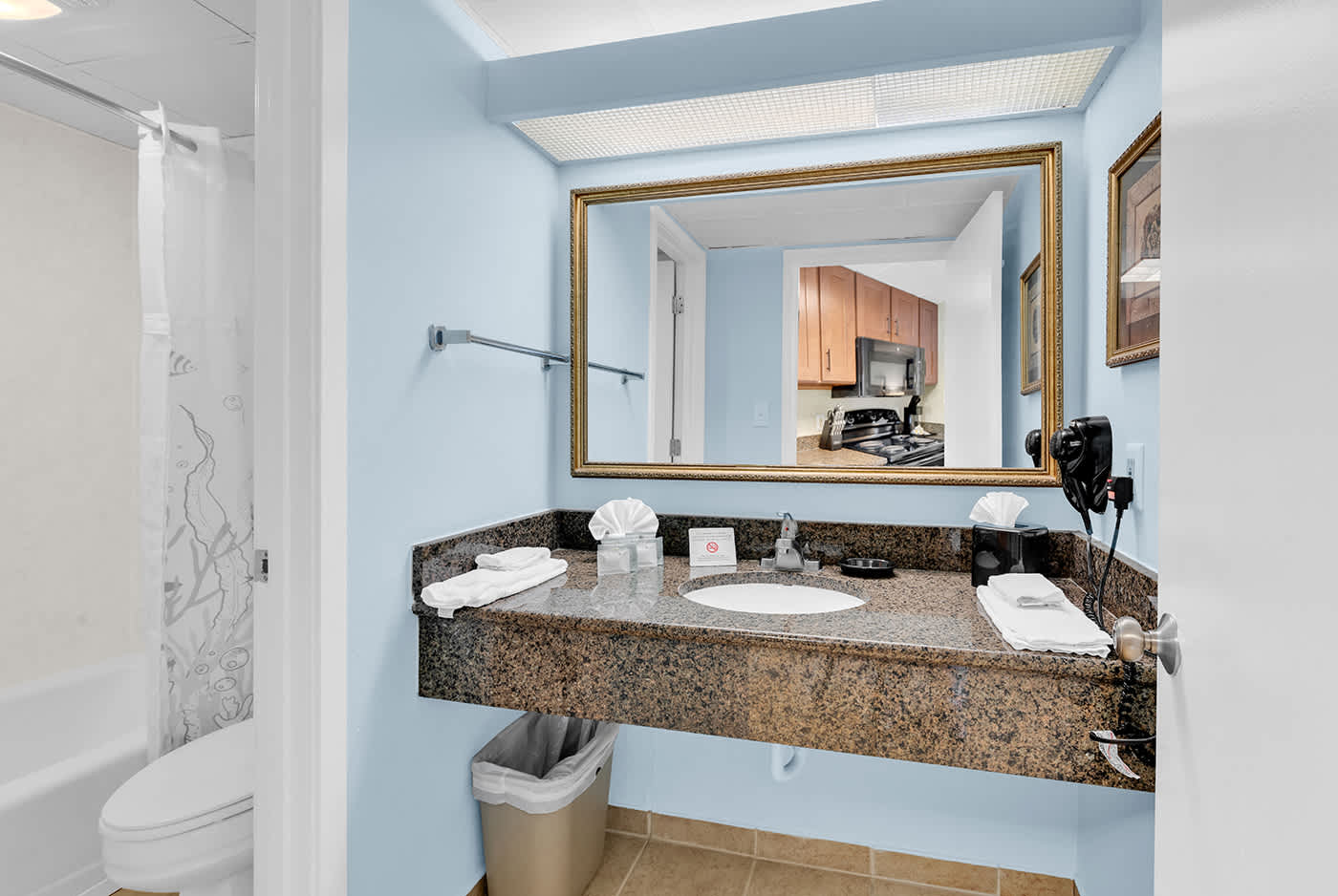 Coral Beach Getaway Oceanfront Pools Lazy River | Photo 9