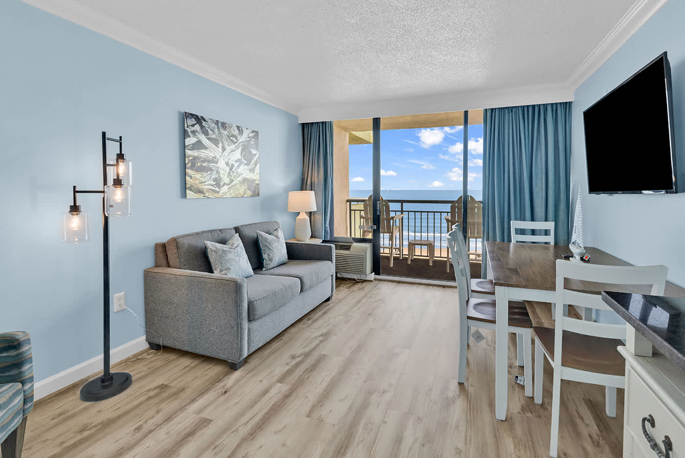 Coral Beach Getaway Oceanfront Pools Lazy River | Photo 2