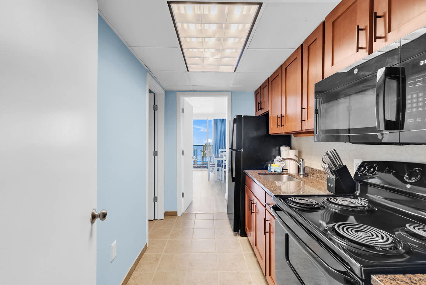 Coral Beach Getaway Oceanfront Pools Lazy River | Photo 11