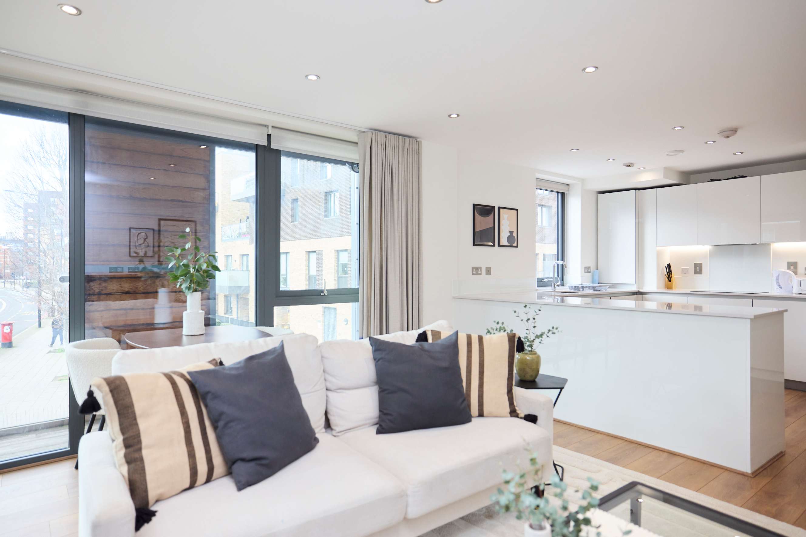 The Penny Court Apartment in 2d Penny Black Court, Carlton Grove SE15 2UE - Property image 11 - VivreStays