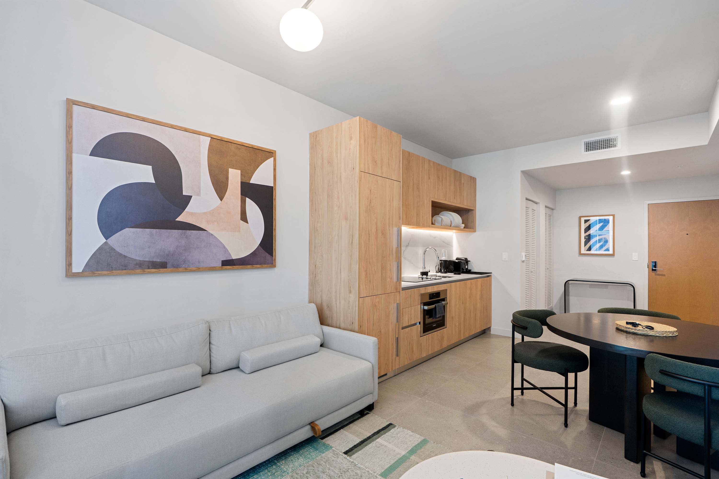 Luxury 1BR + Rooftop Pool + FIFA Fan Fest