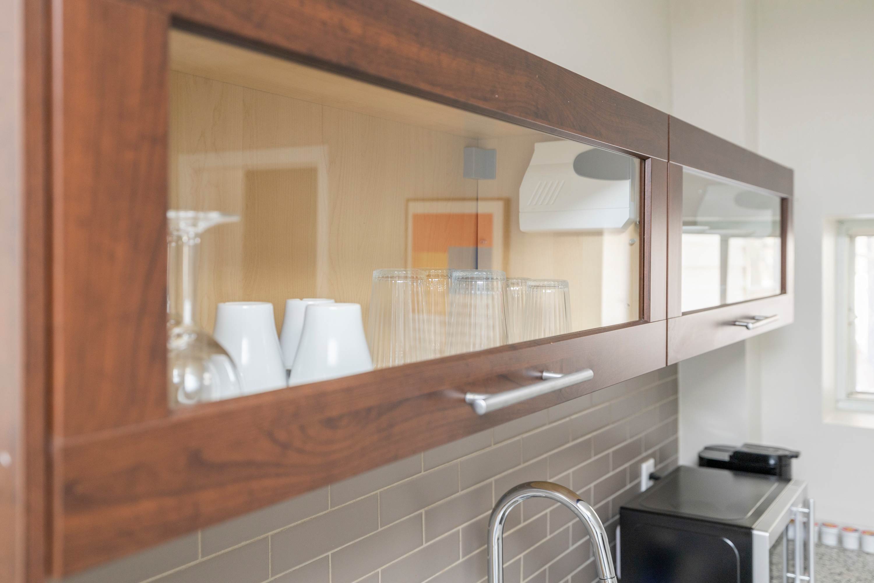 Chic ByWard Market Studio Prime Location | Photo 8