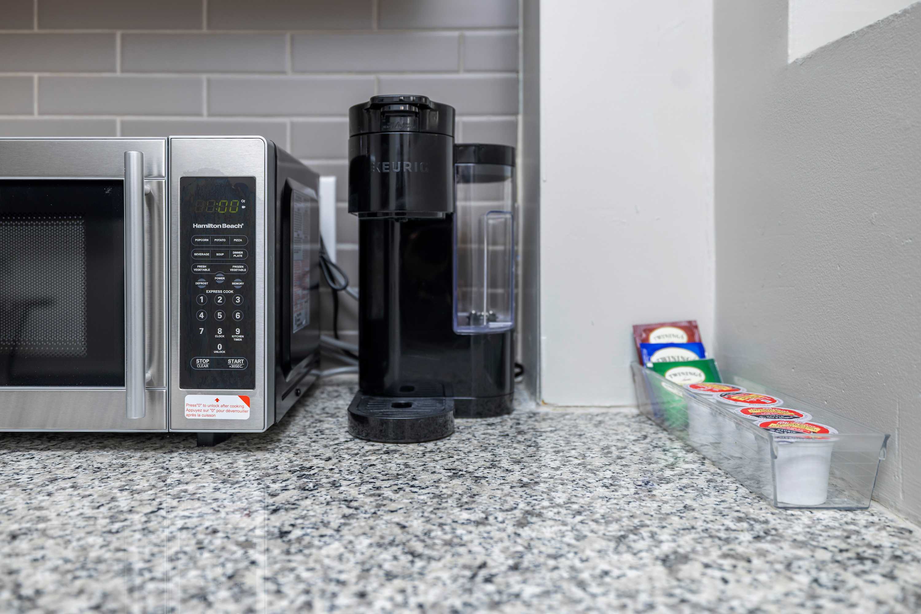 Chic ByWard Market Studio Prime Location | Photo 11