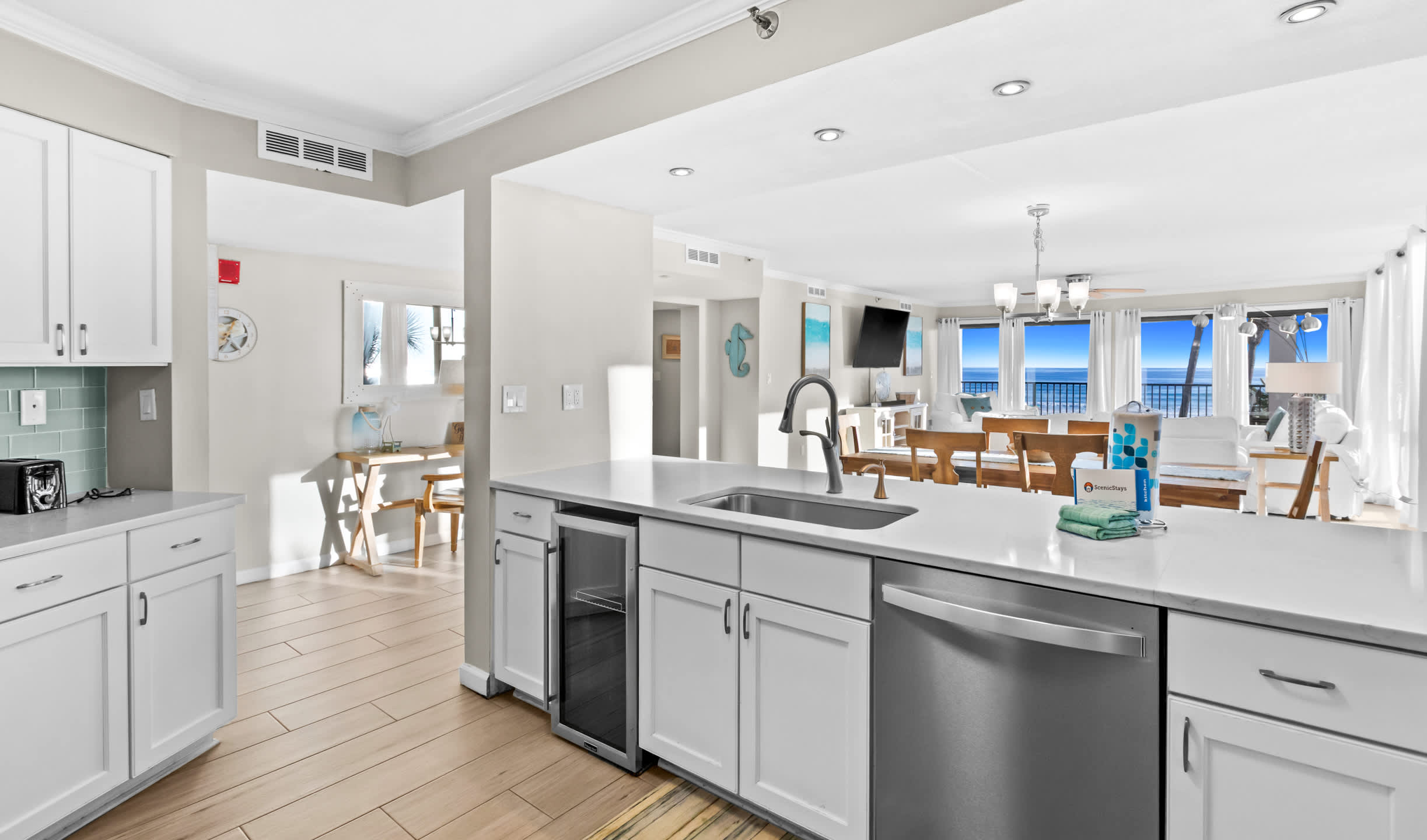 Emerald Towers 0206 14