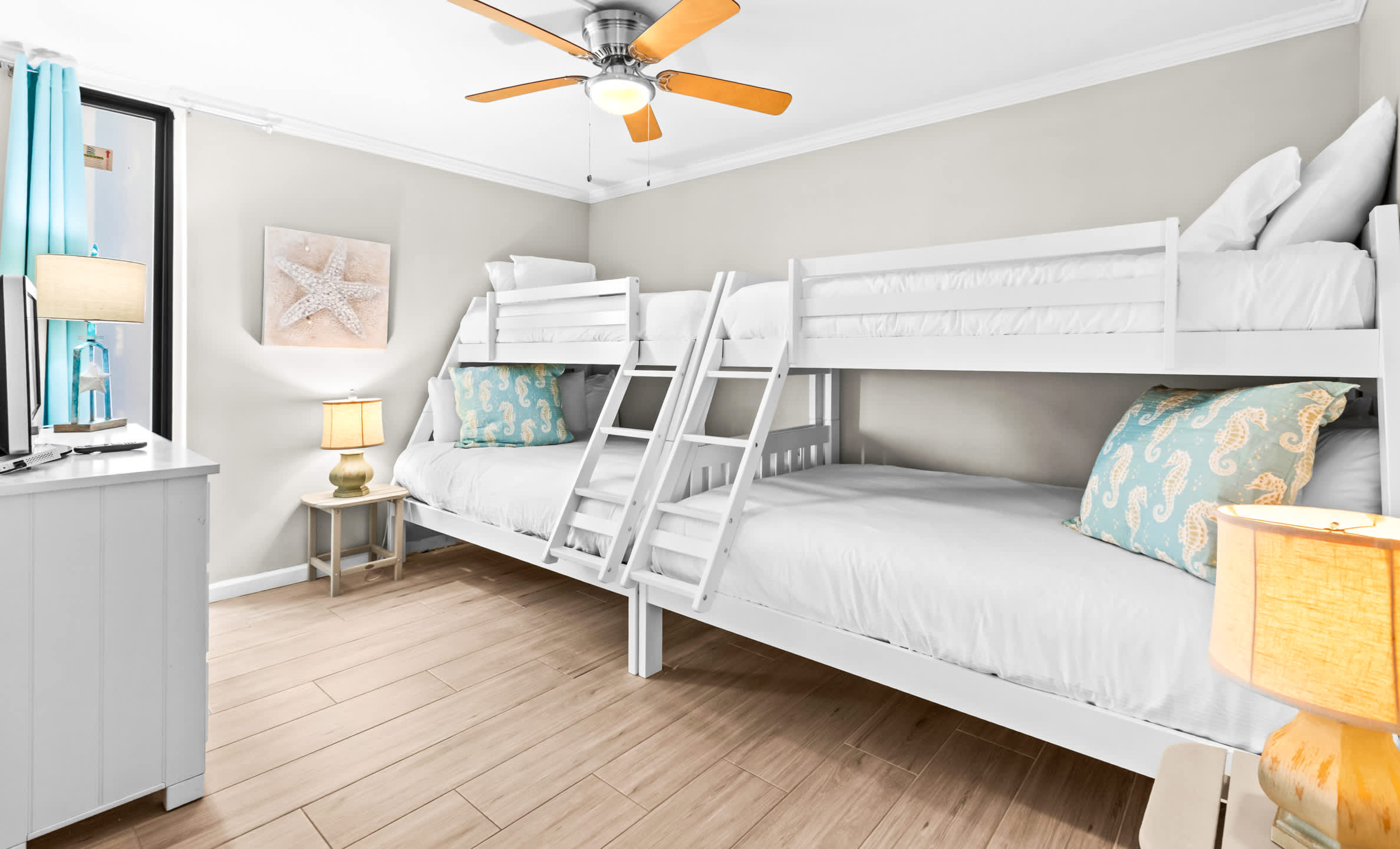 Emerald Towers 0206 21