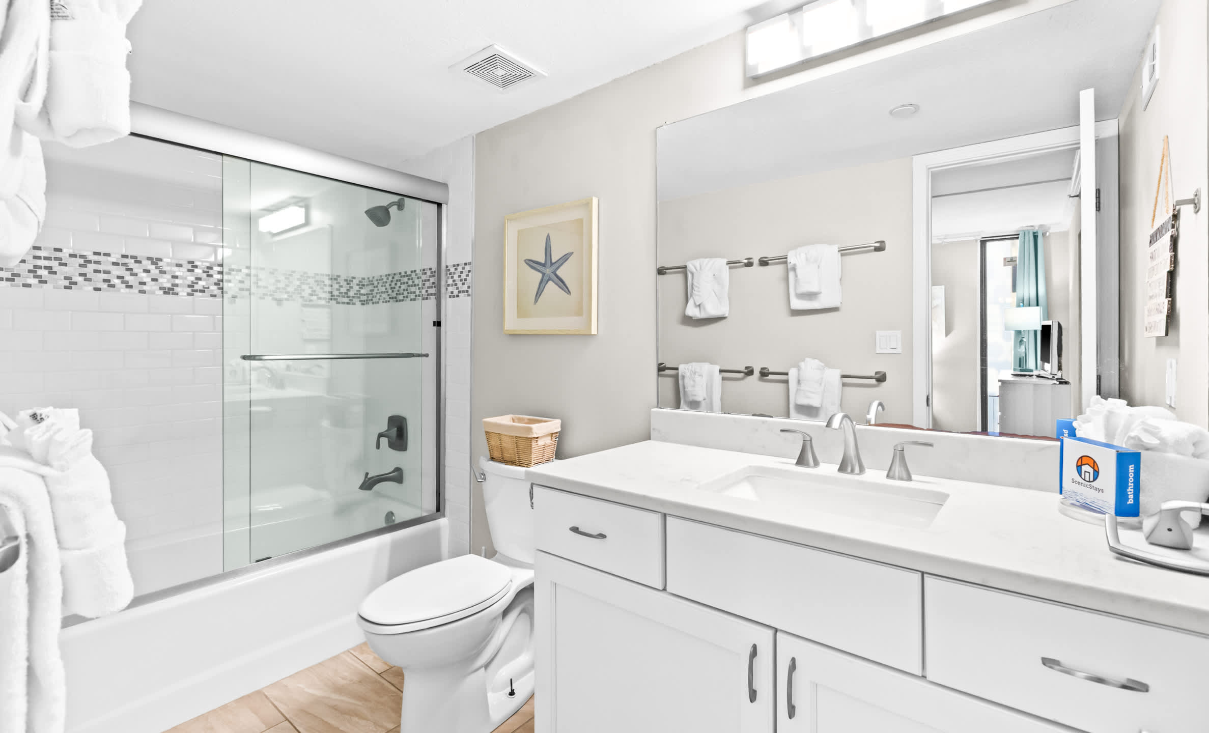 Emerald Towers 0206 25