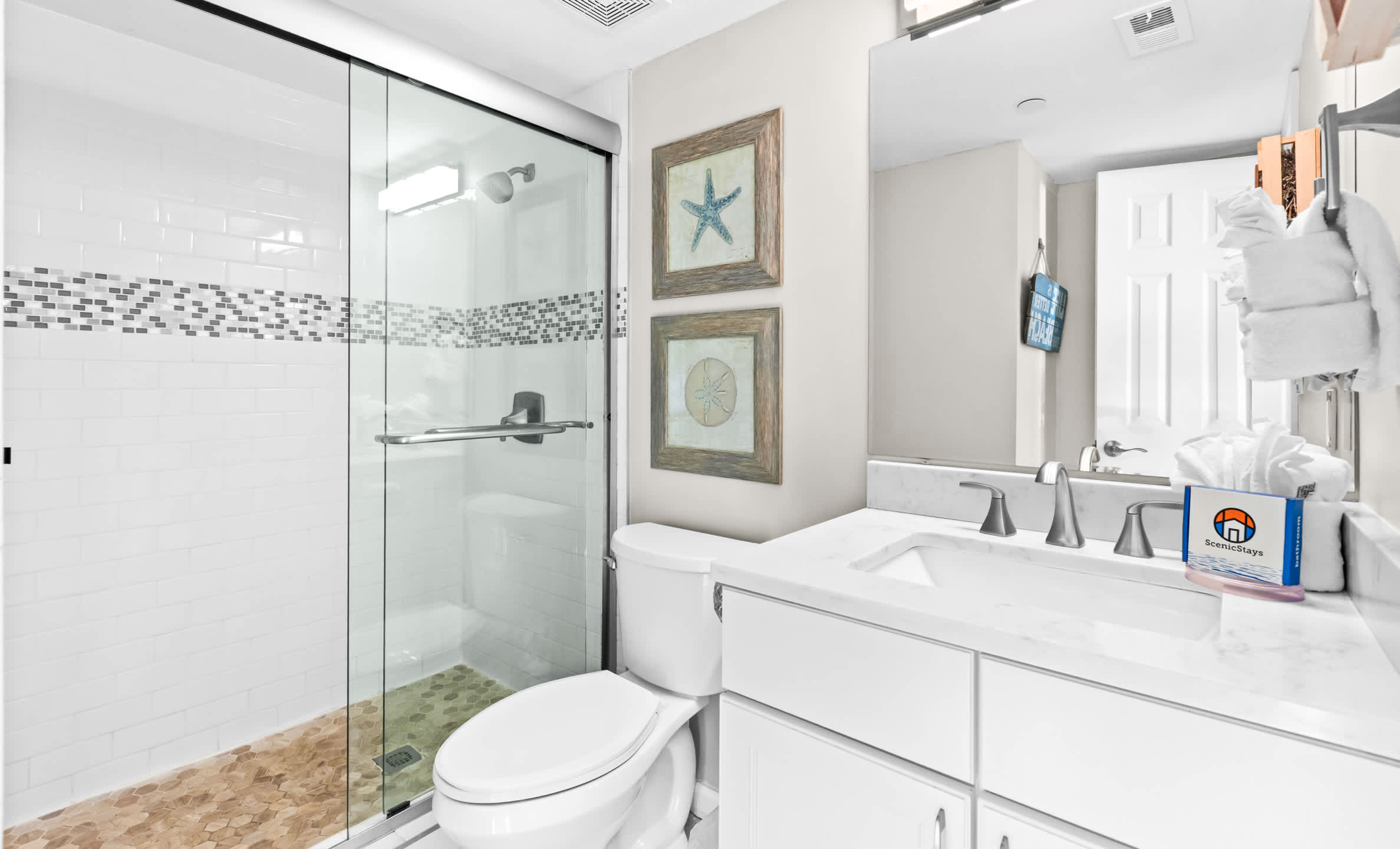 Emerald Towers 0206 33