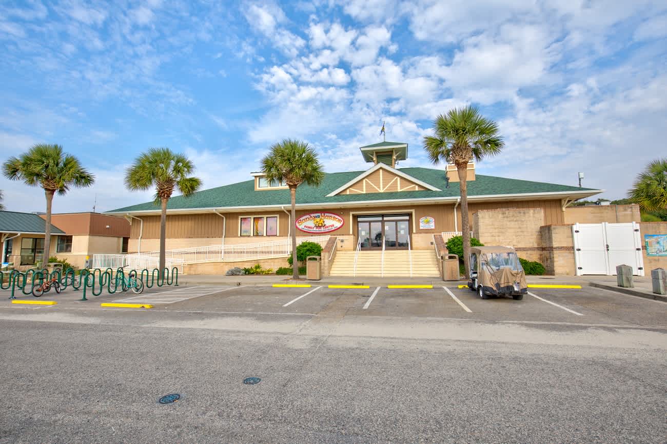 Ocean Lakes Comfy Cottage Steps to Beach Waterpark | Photo 46