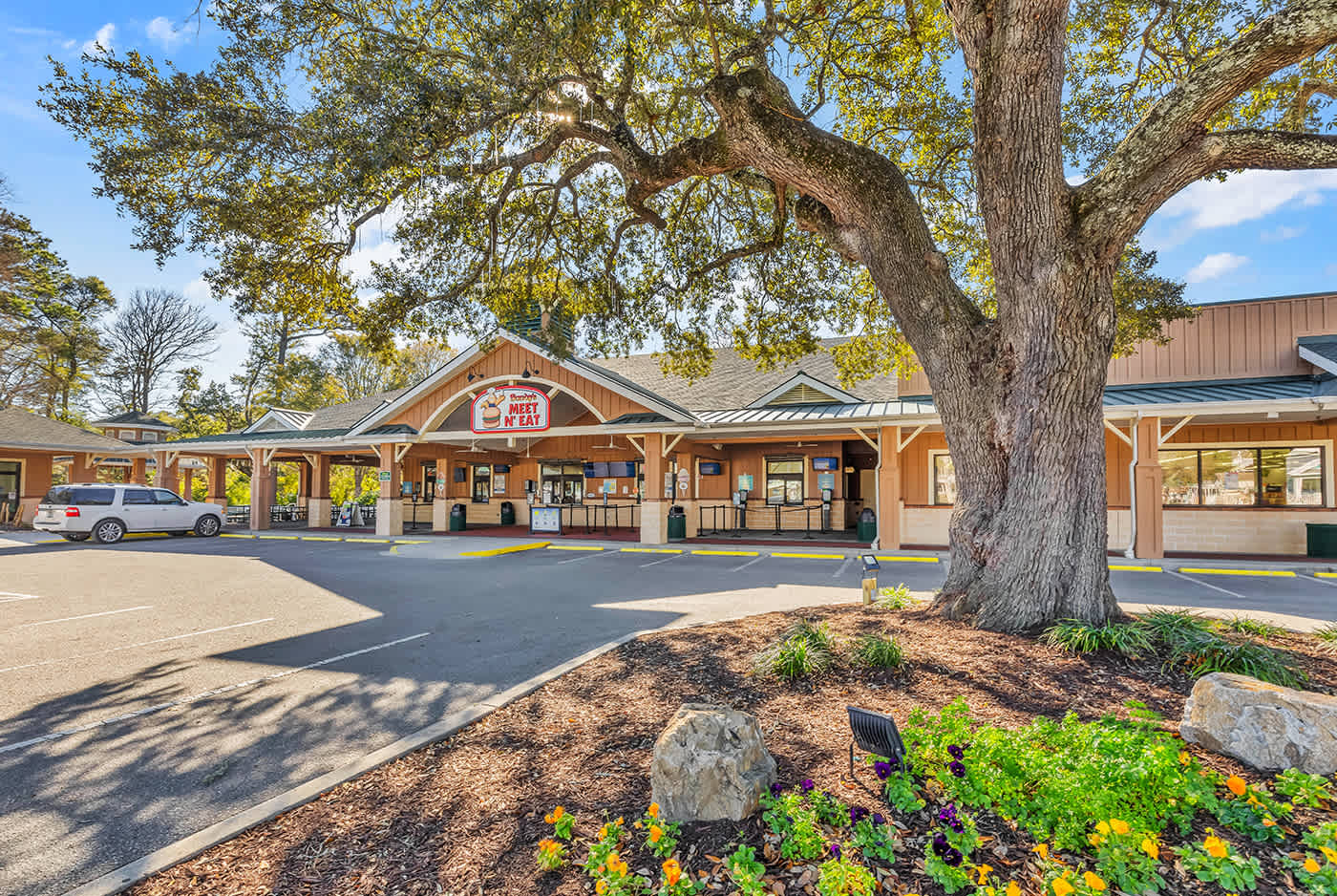 Ocean Lakes Comfy Cottage Steps to Beach Waterpark | Photo 51