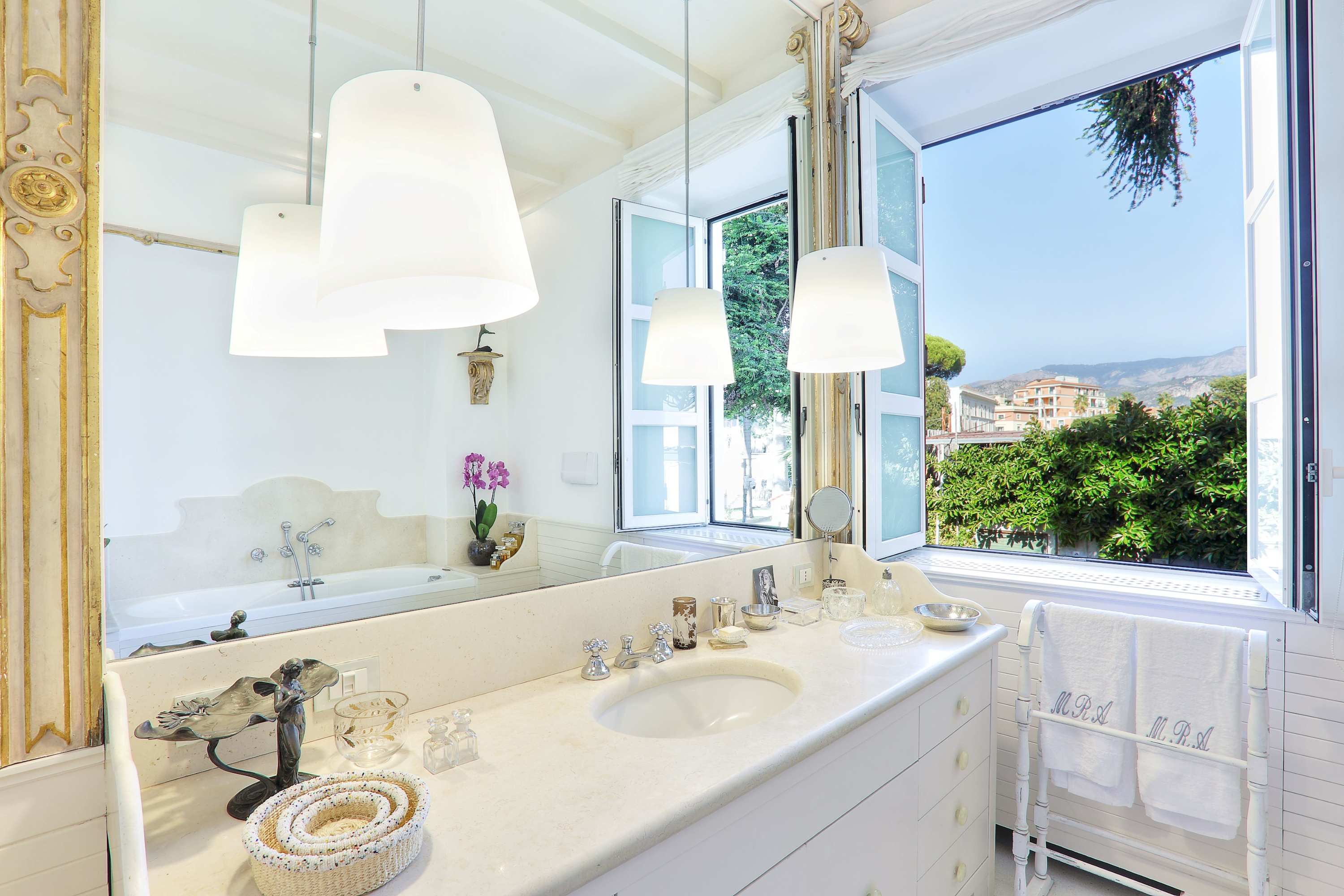 Property thumbnail 23