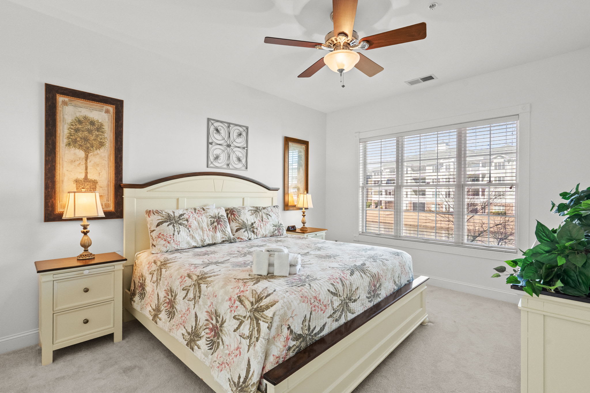 Magnolia Pointe 203 Pond View | Photo 9