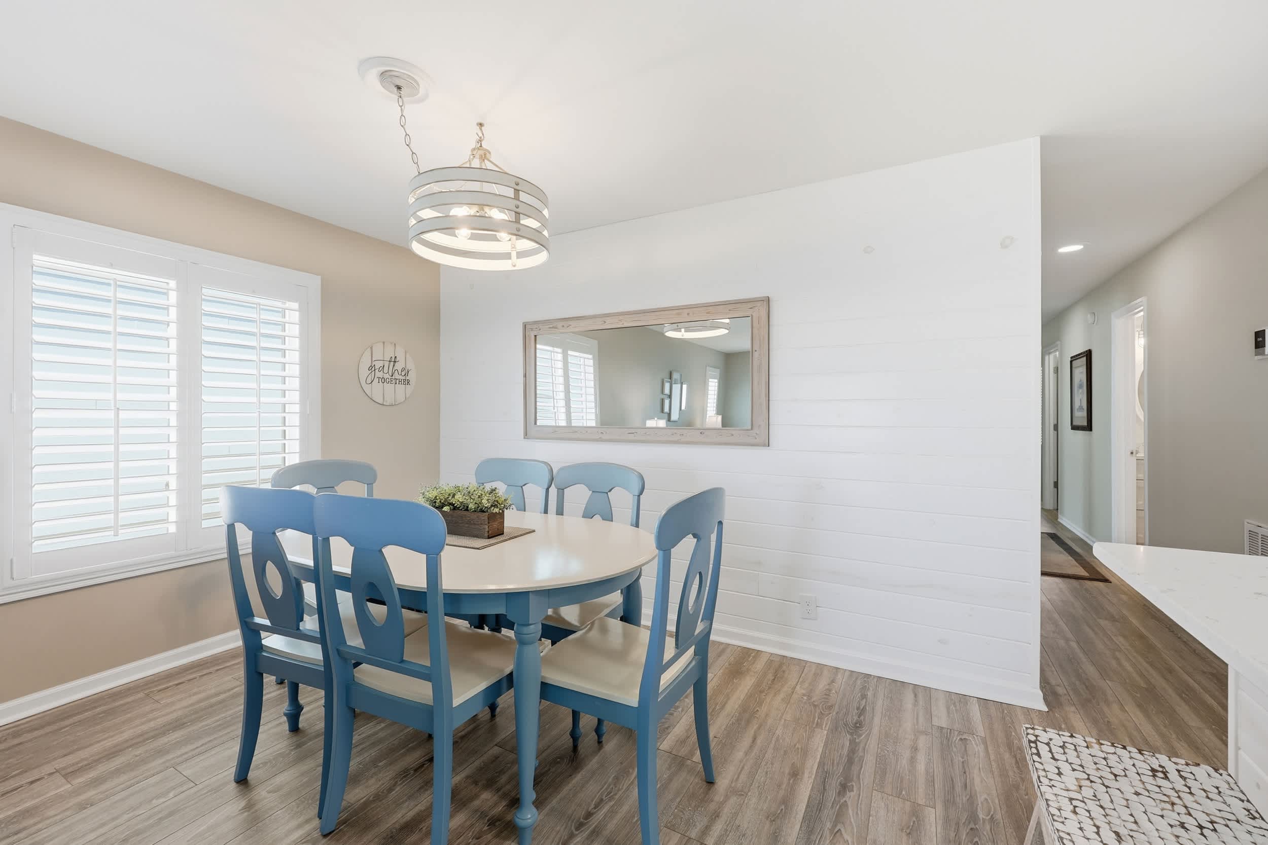 Oceanfront 3BR in Ocean Drive with Pool