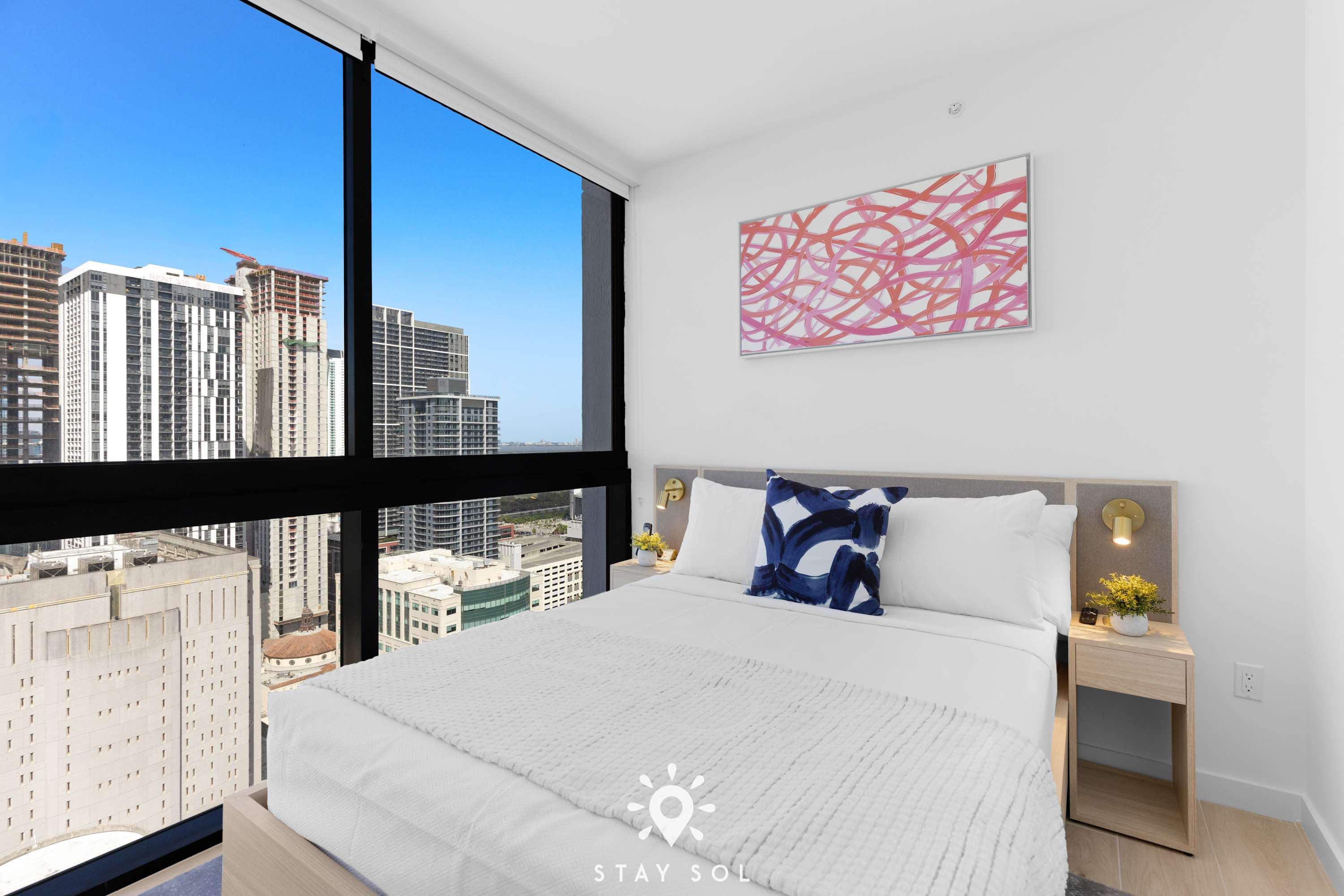 2BR Corner View with Free Parking