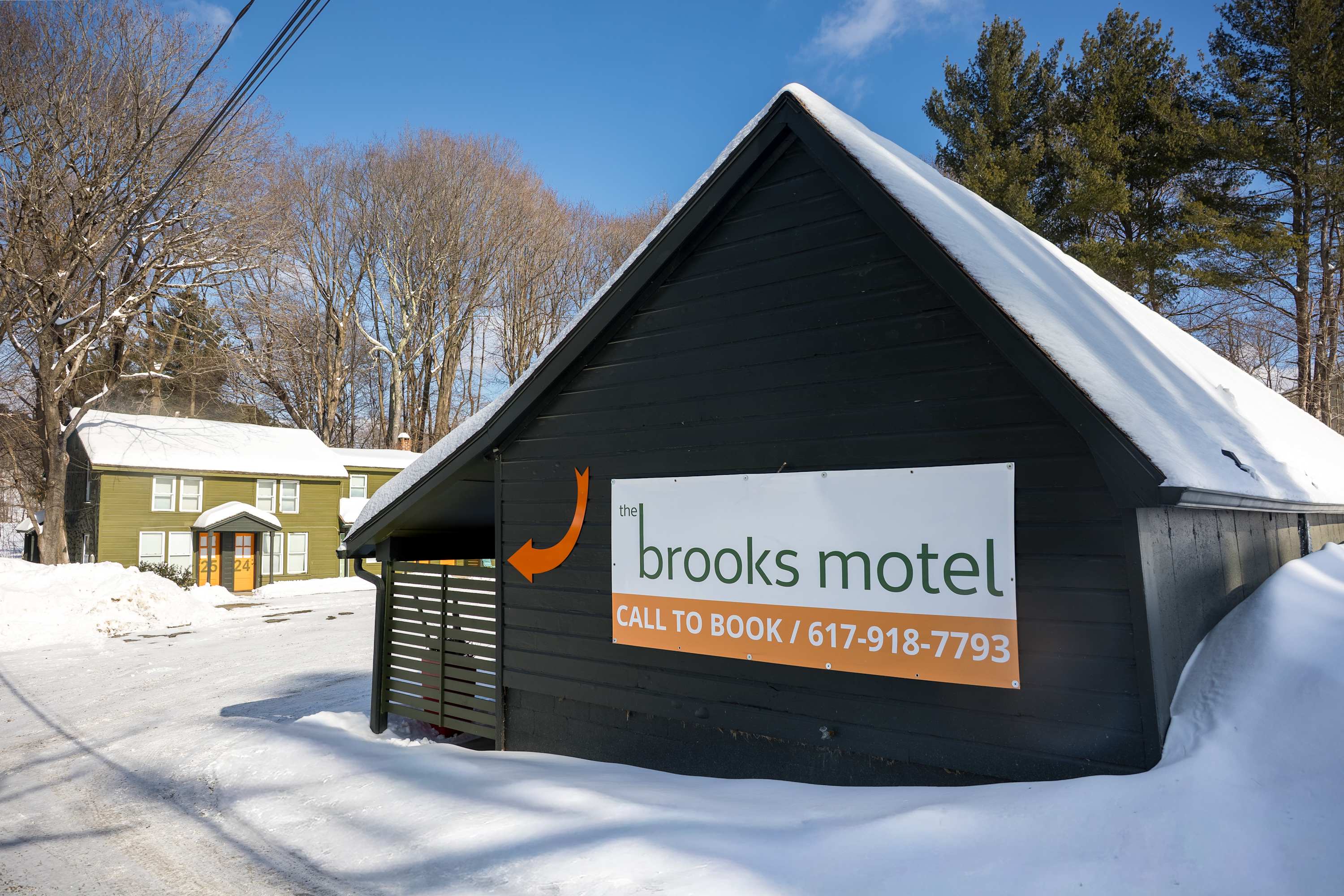 Brooks Motel: Chic Renovations, Book Now!