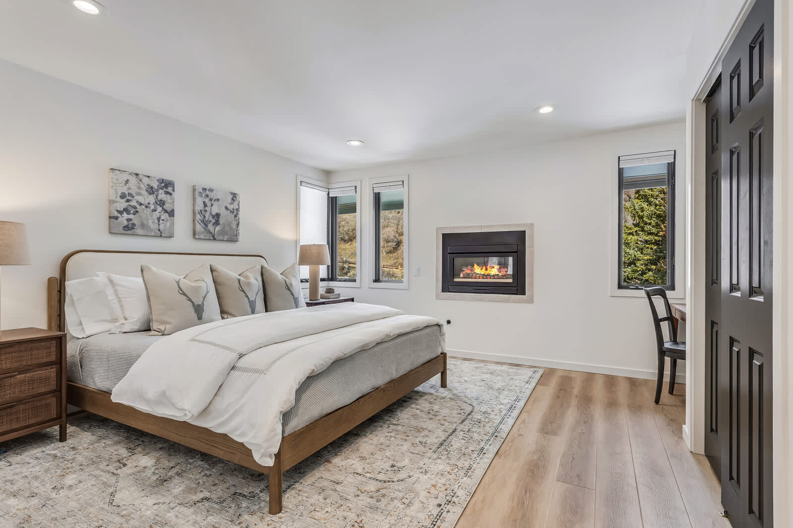 New! 2BR Townhouse Steps to Slopes & Base Village!