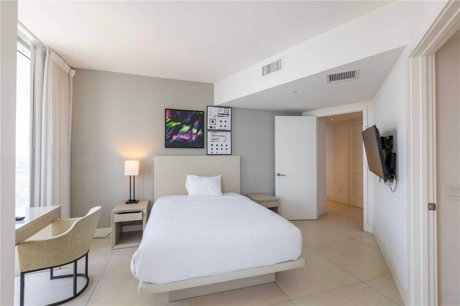 2BR Getaway | Ocean Balcony | Miami Stadium 25min