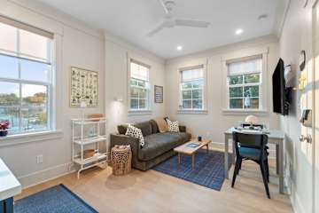 Modern 1BR Suite Near DPAC & Bulls Stadium — Durham, NC — vacation rental