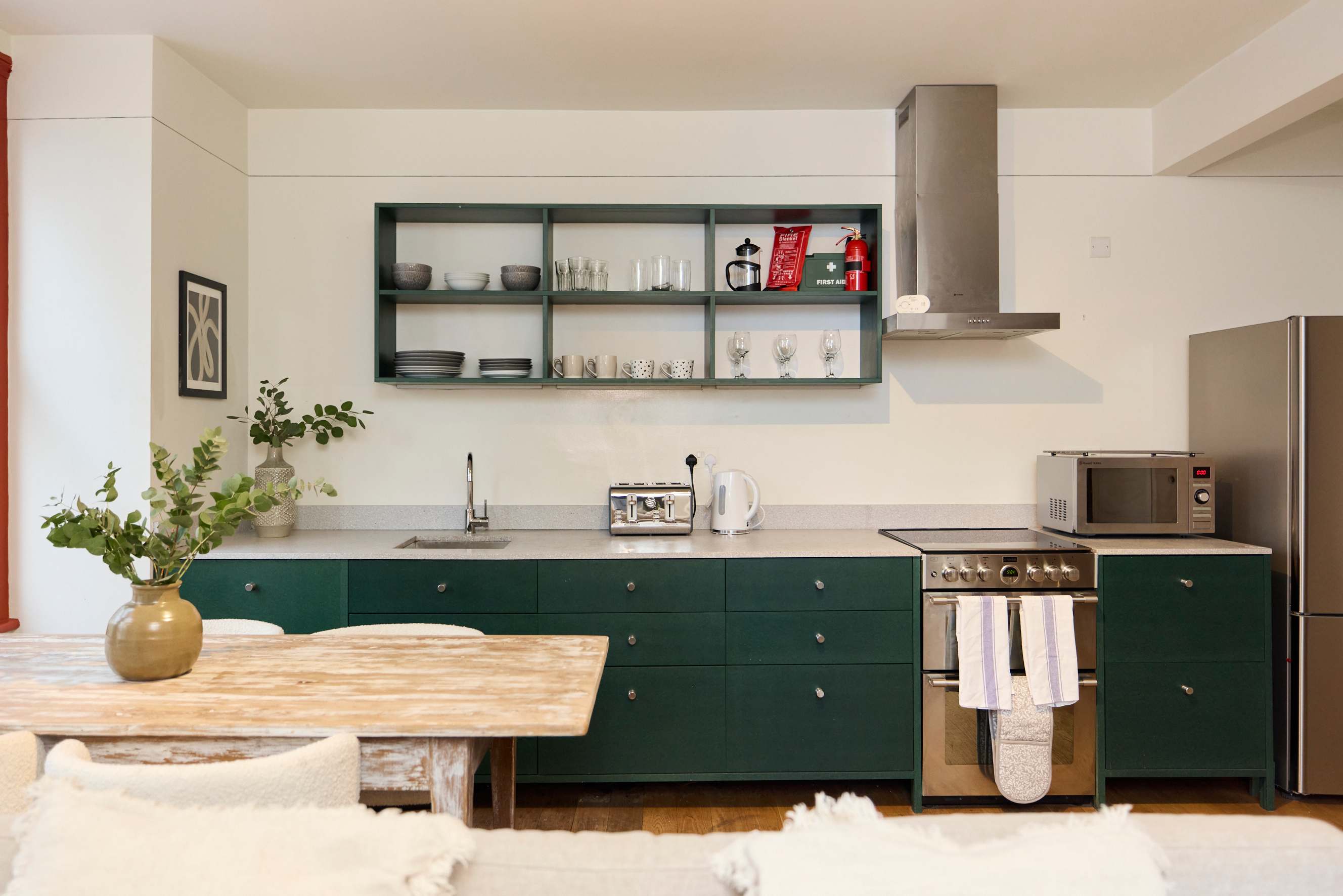 Above the Heath in Fleet Road 138 NW3 2QX - Property image 2 - VivreStays