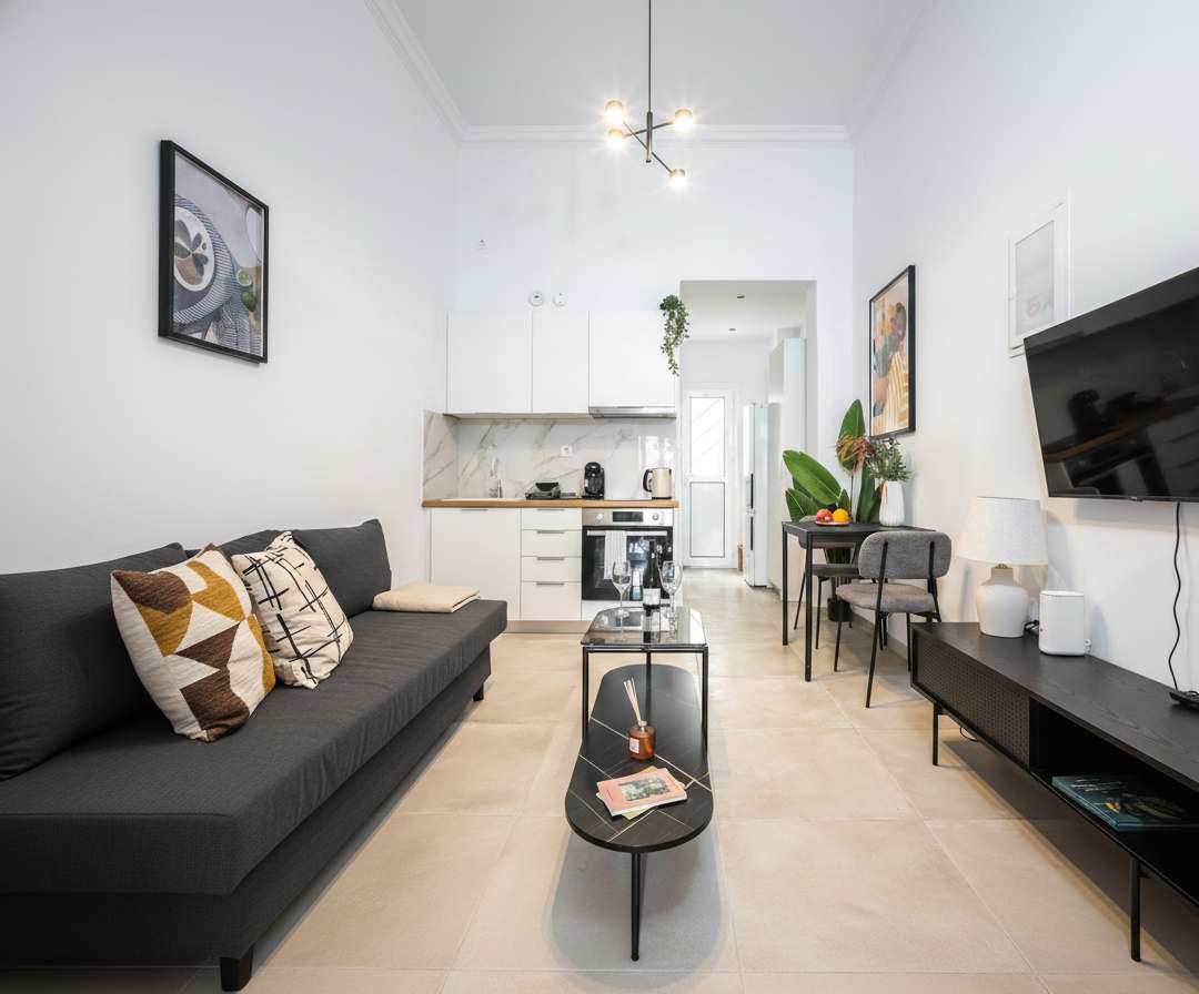 Warm & Stylish 1BR l King Bed — Athens, Athens — vacation rental