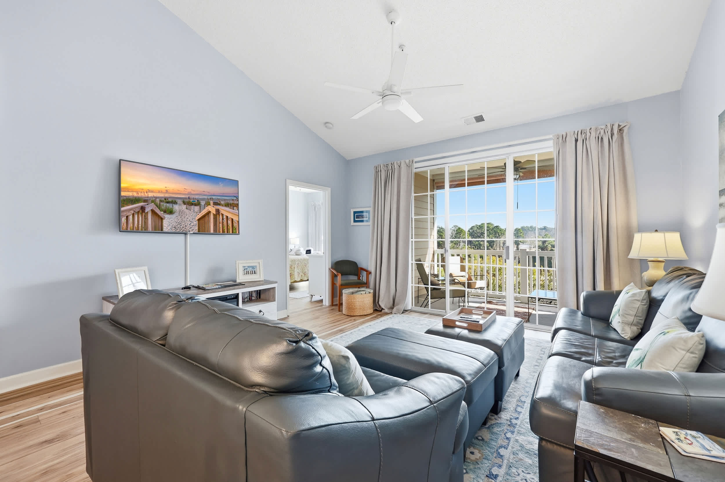Tide N Tee Resort Condo w Mega Pool Near Beach
