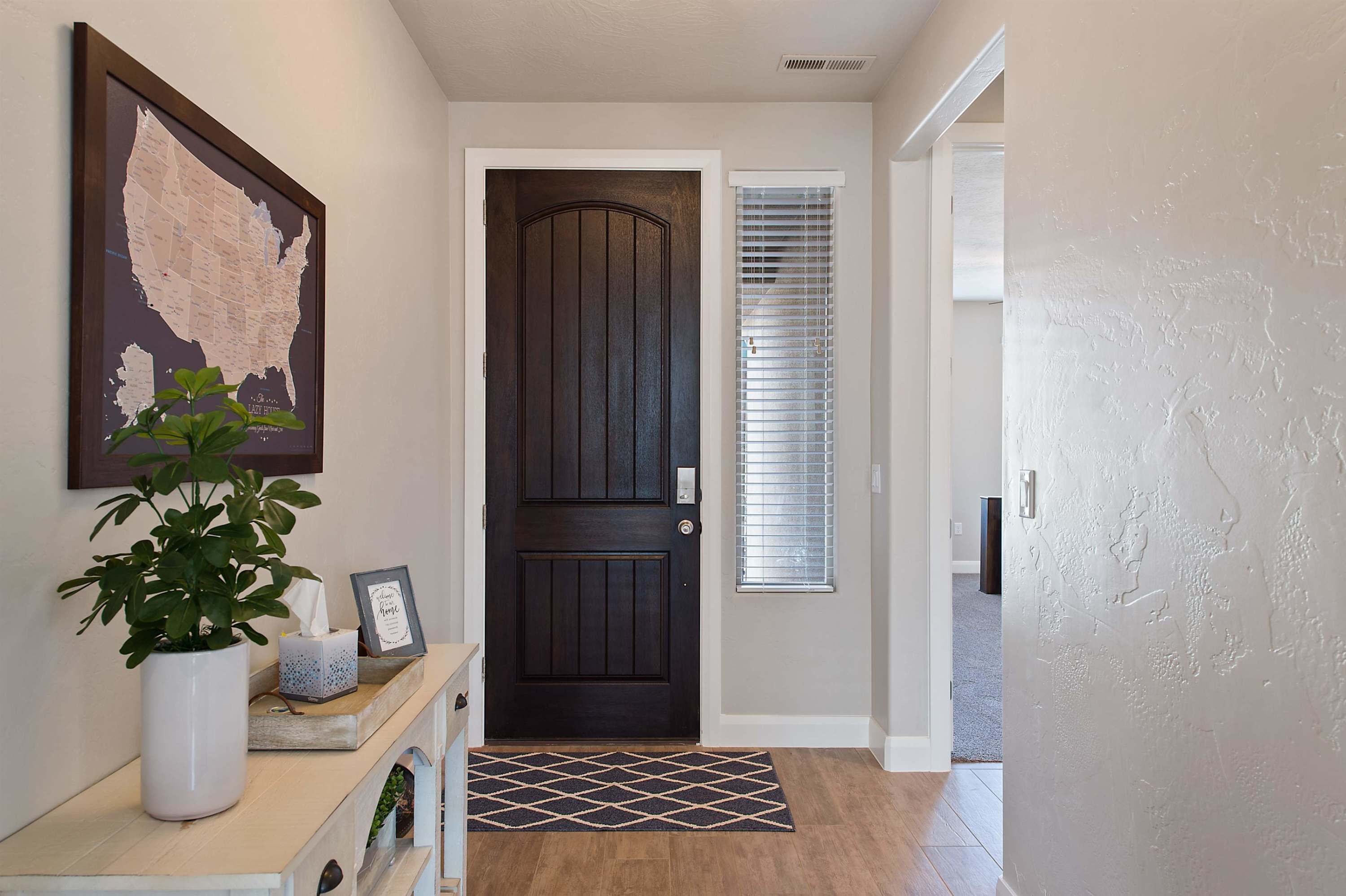 105 - Beautiful entrance to the home