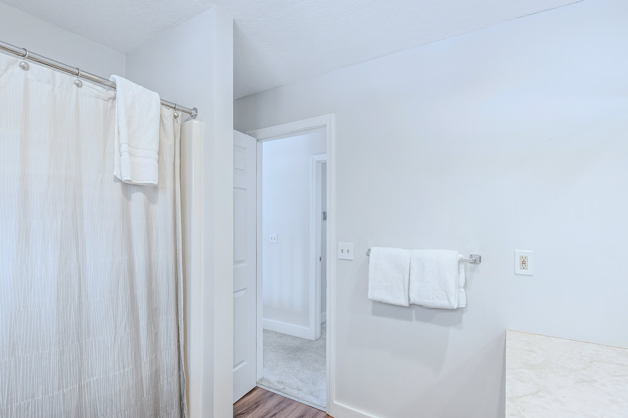 End-Unit + Golf Course Views | Windsor Village #3E