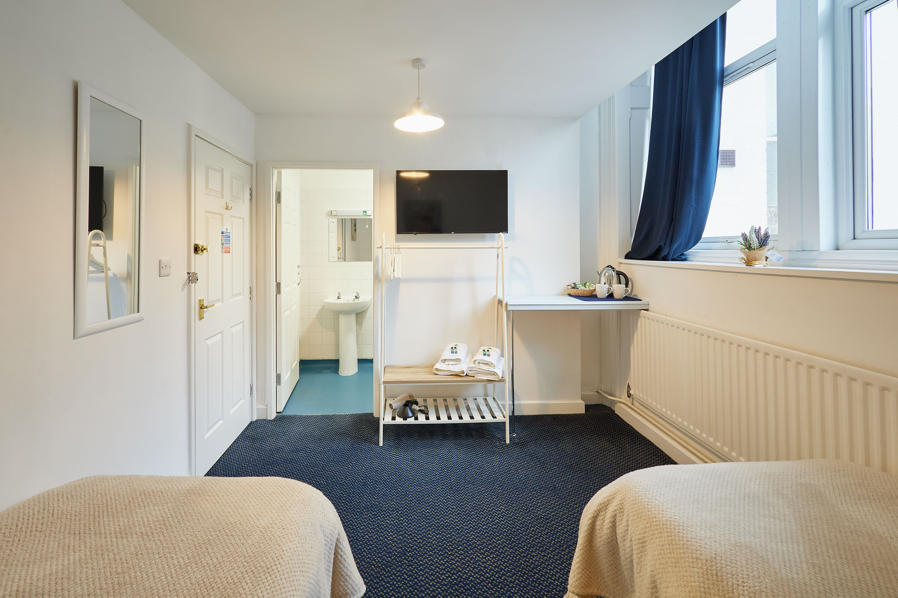 Saltburn House Hotel Twin Rooms 4 in Marine Parade 24 TS12 1EH - Property image 2 - VivreStays