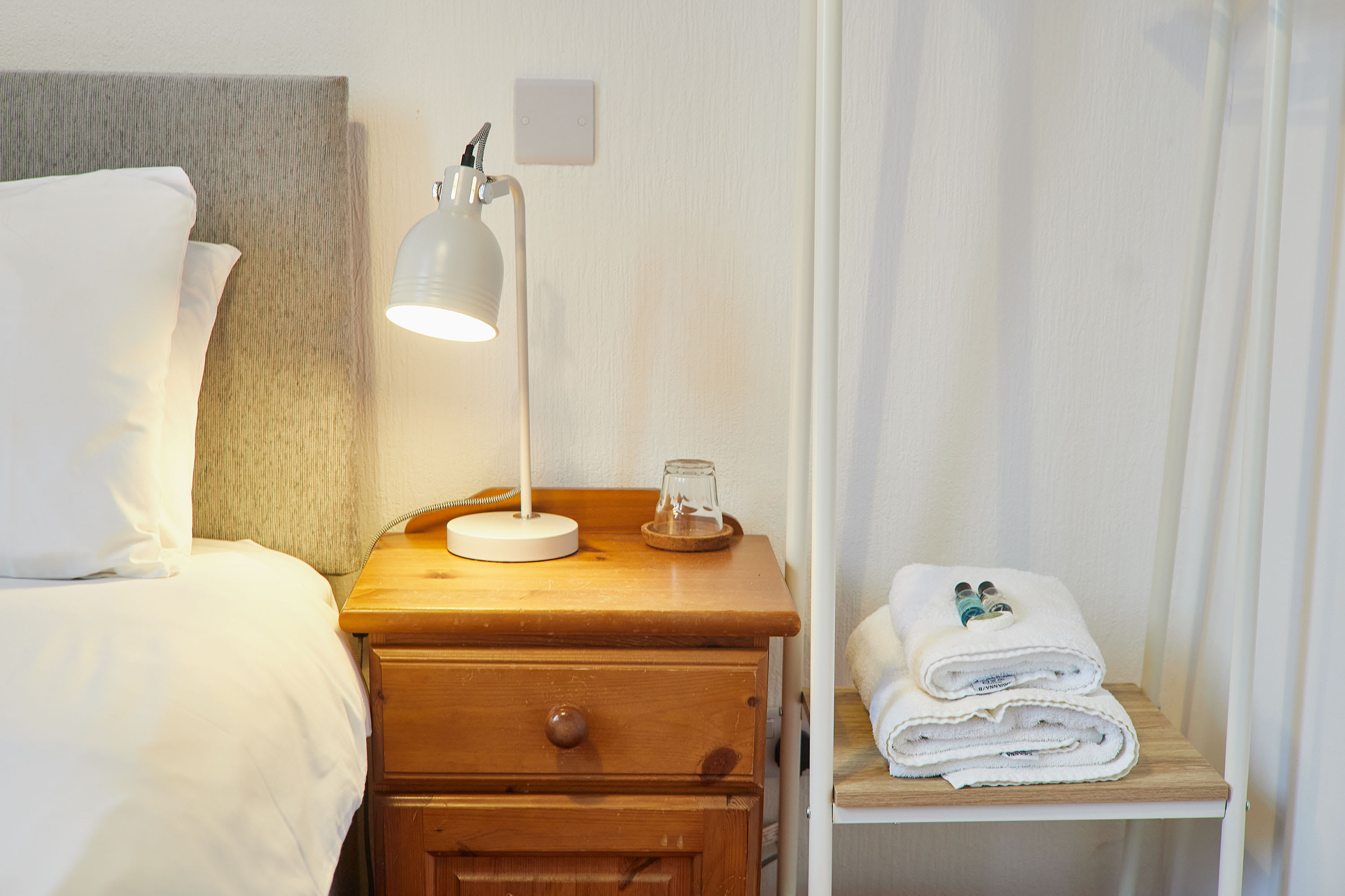 Saltburn House Hotel Single Room 4 in Marine Parade 24 TS12 1EH - Property image 3 - VivreStays