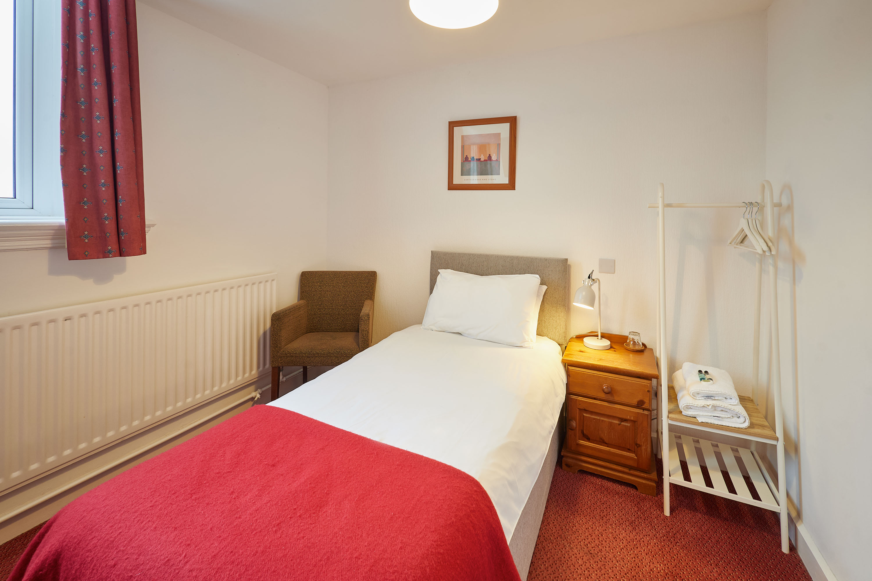Saltburn House Hotel Single Room 4 in Marine Parade 24 TS12 1EH - Property image 8 - VivreStays