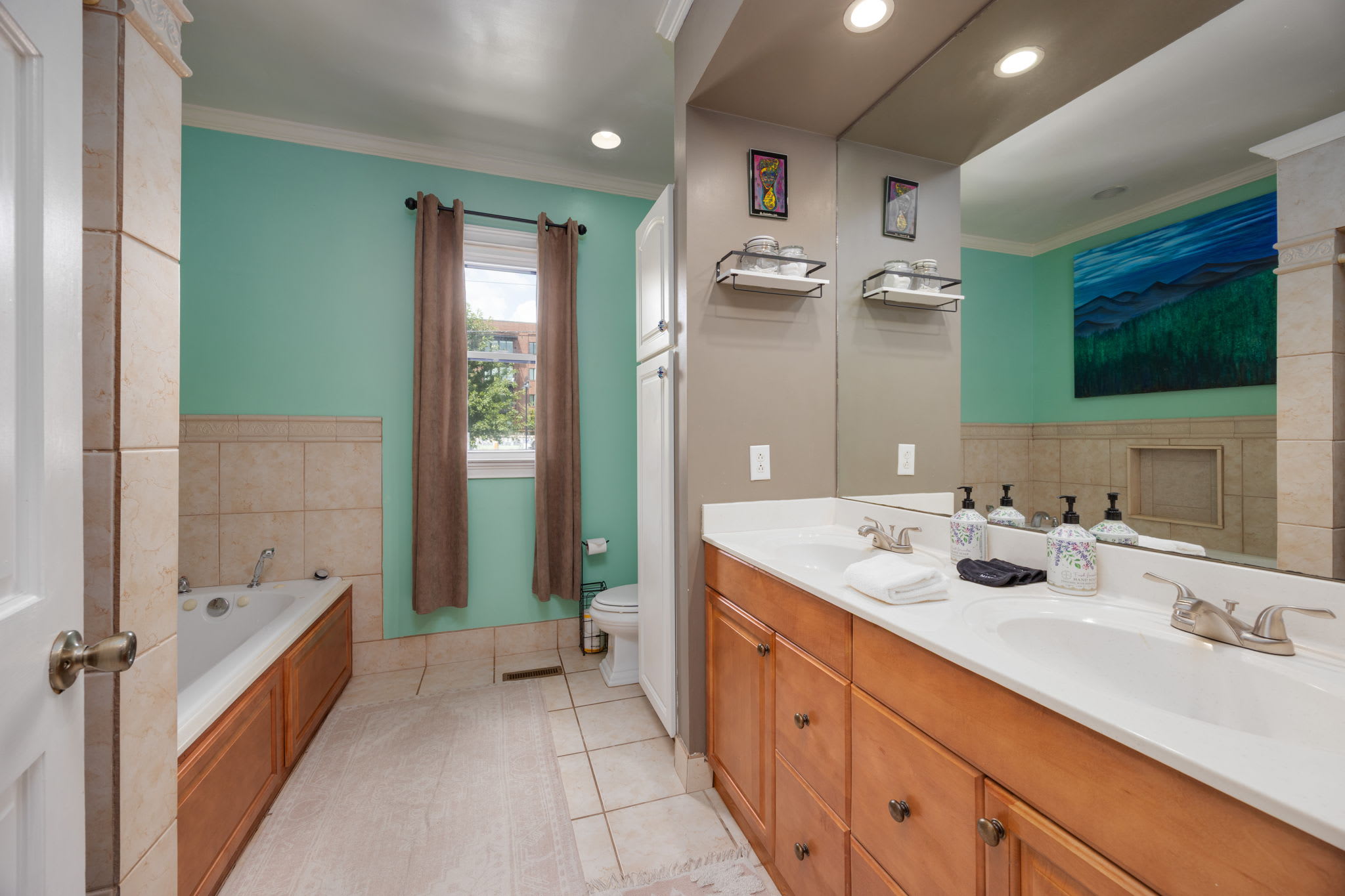 Germantown · Game Room · 8 Beds · 3 Full Baths