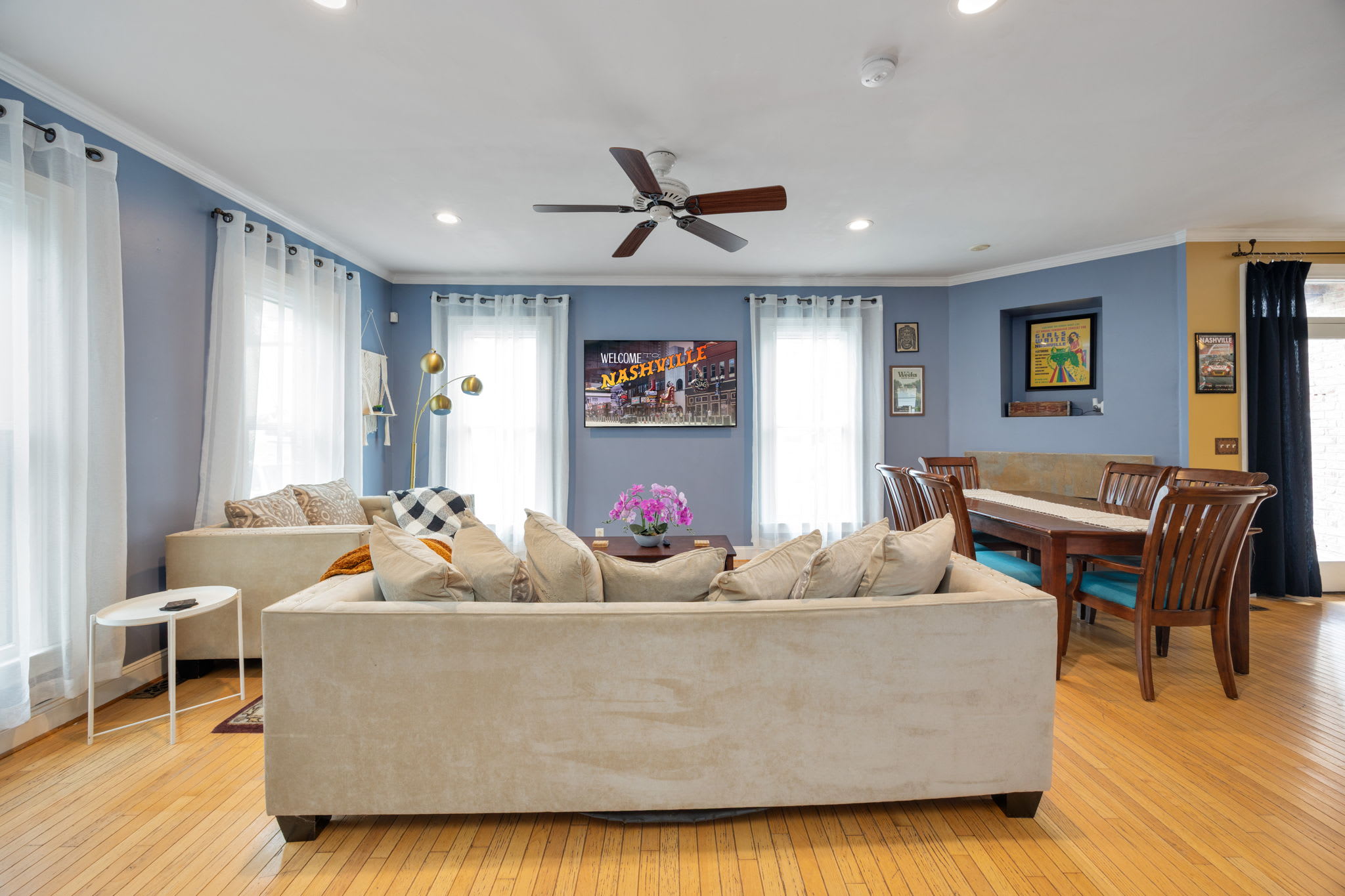 Group House for 10 | Foosball, Fire Pit & 3 Baths - Picture 20