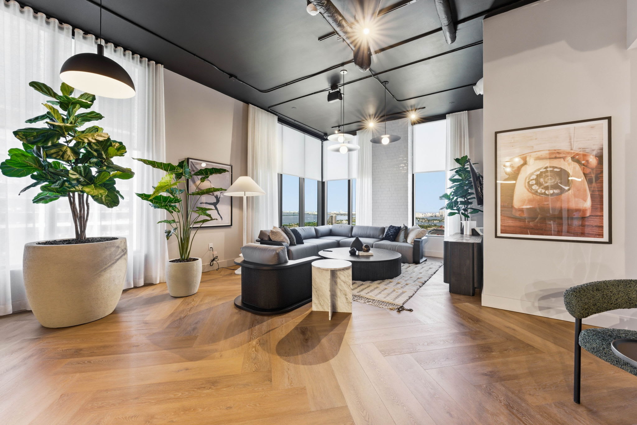 Downtown Miami Studio with Premium Amenities
