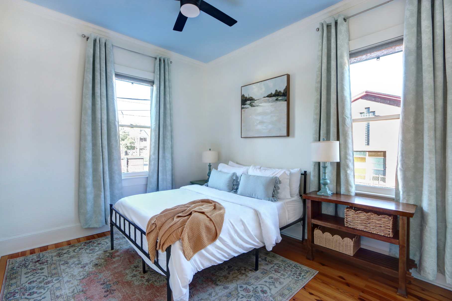 First-floor bedroom behind kitchen